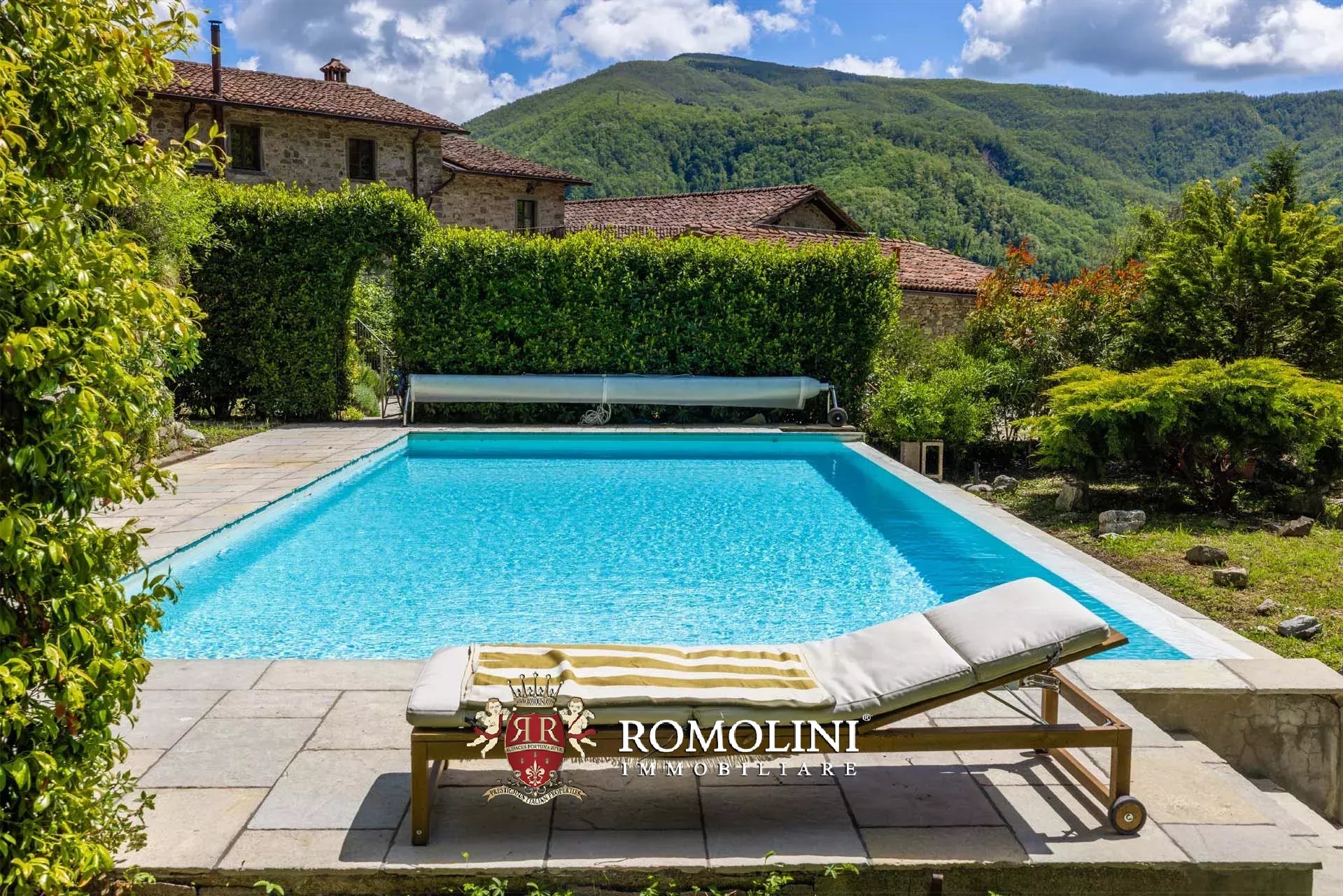 10 Bedroom Villa/Townhouse's Image 14