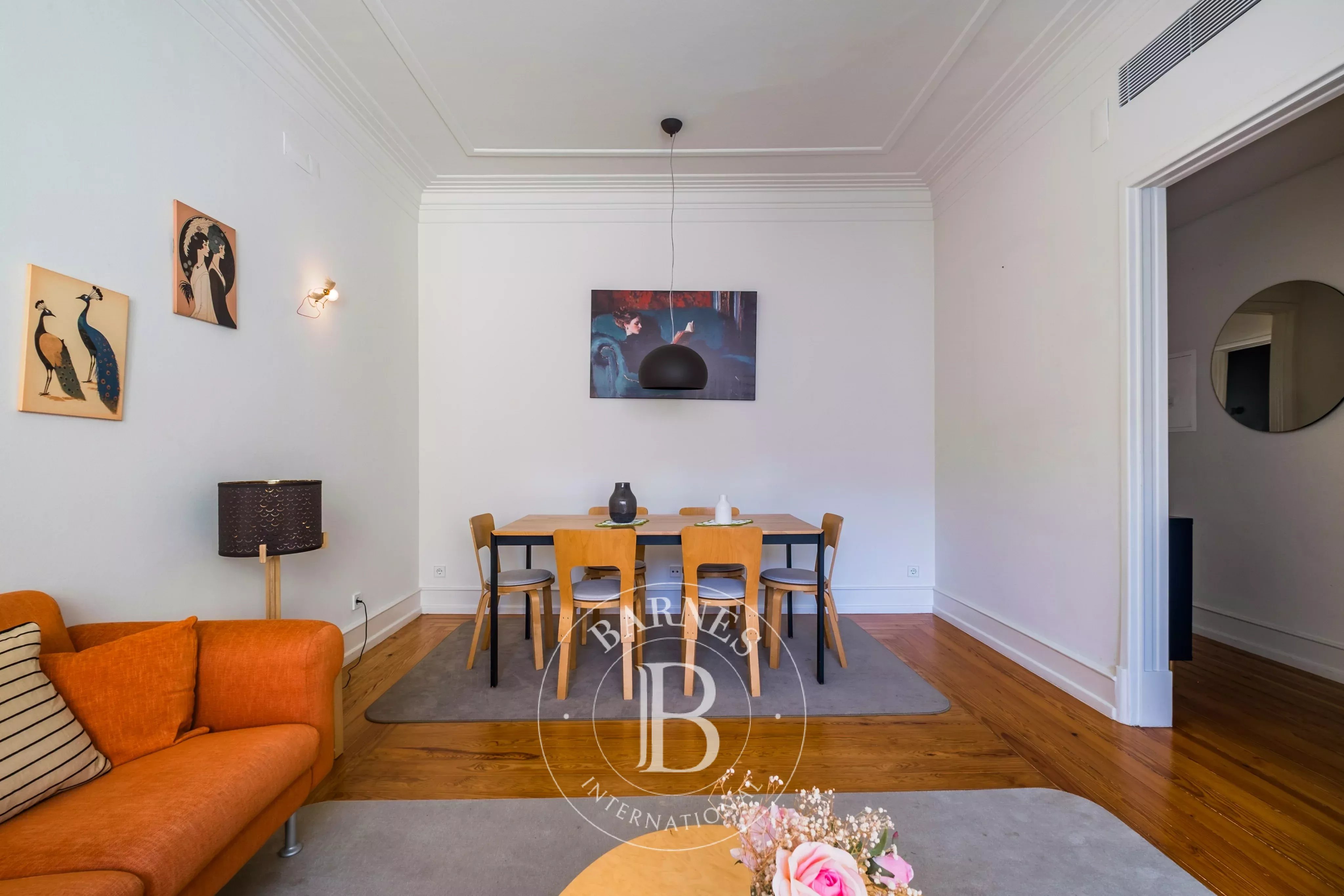 Centrality and comfort