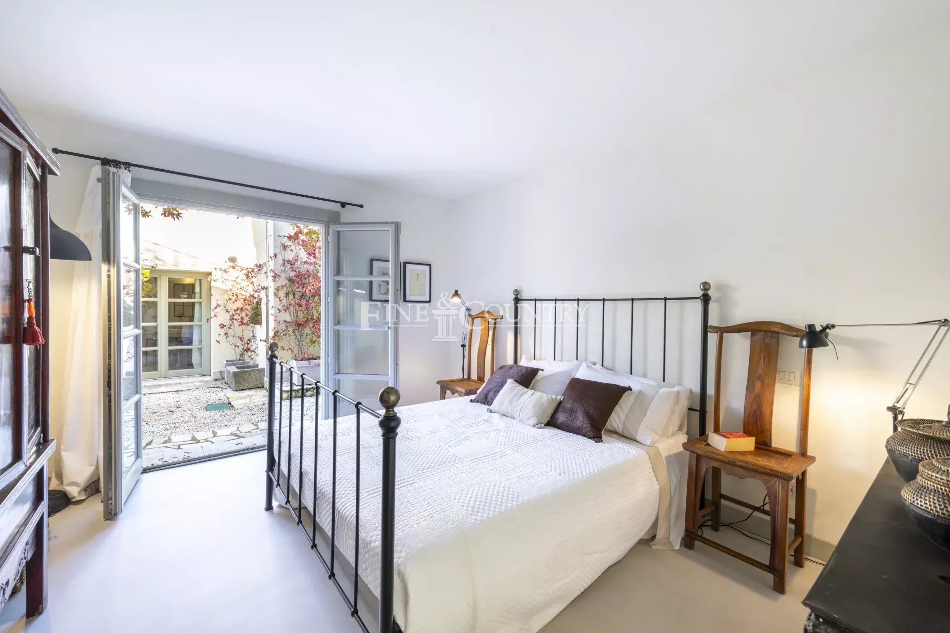 Photo of Villa for sale - Plascassier - Grasse