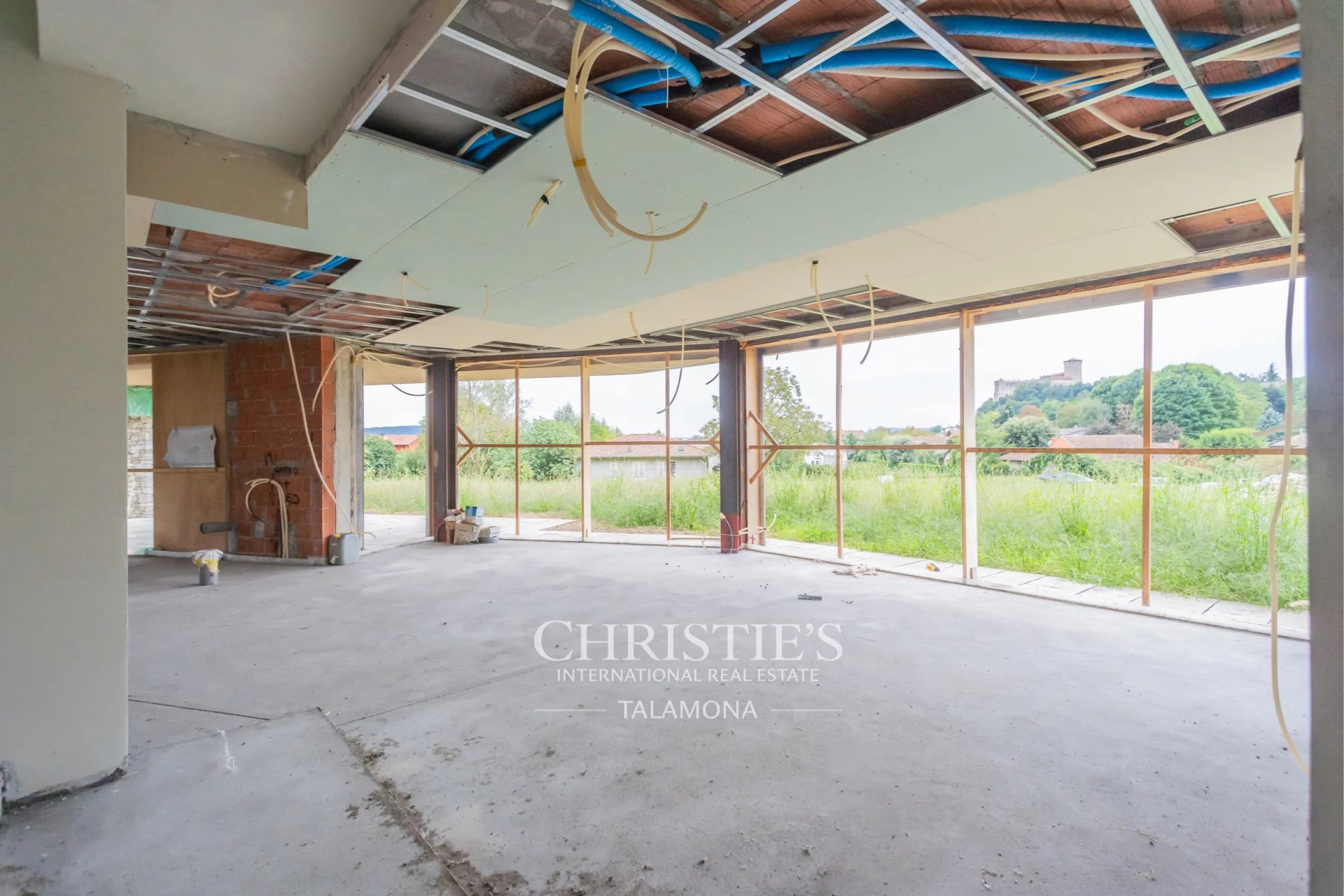 4 Bedroom Villa/Townhouse's Image 5