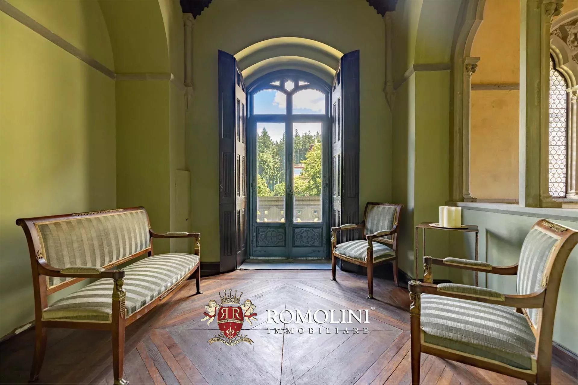 35 Bedroom Chateau's Image 61