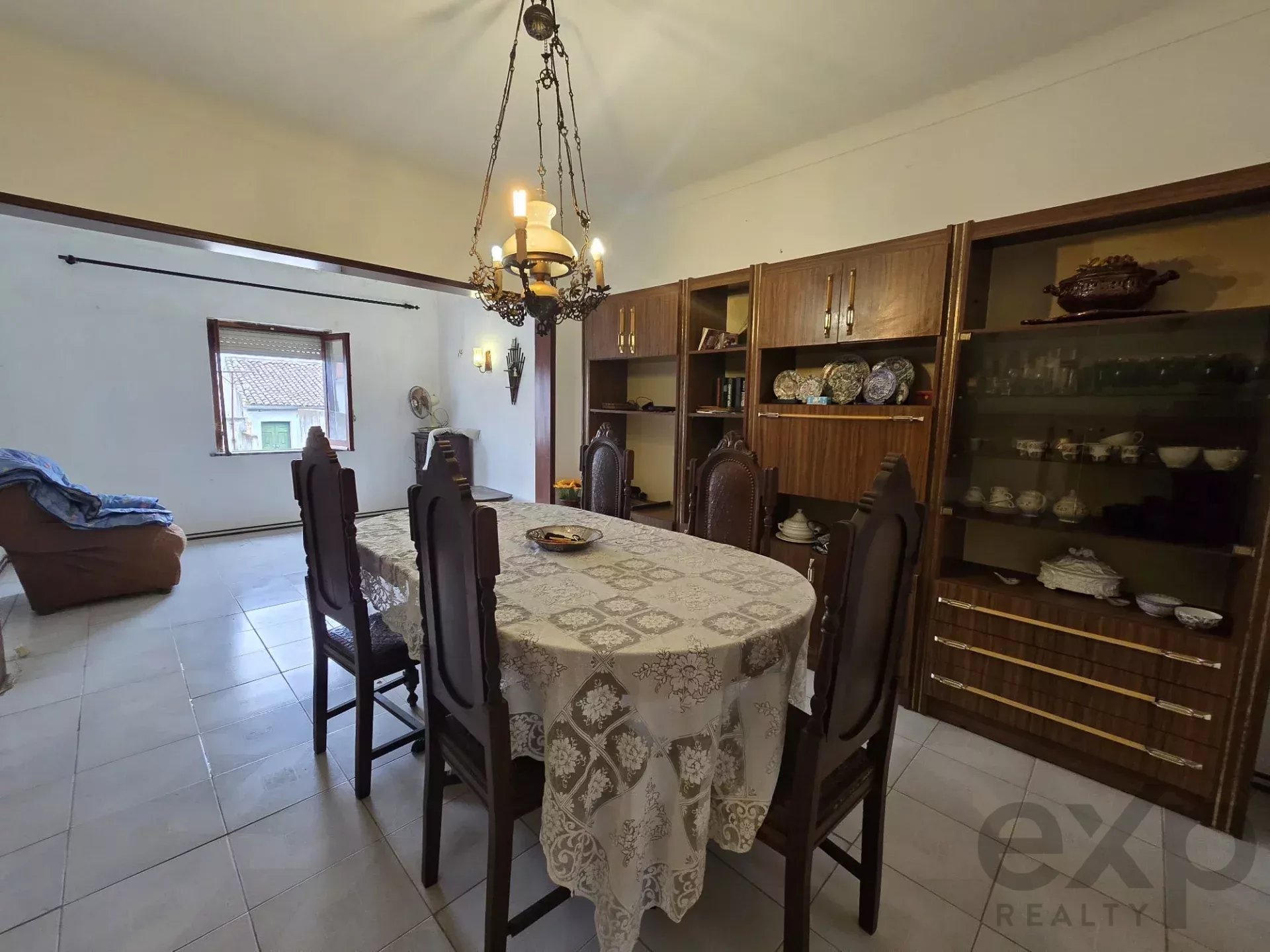 Detached house with 2 floors, yard, garage and terrace. 85992079 image 1