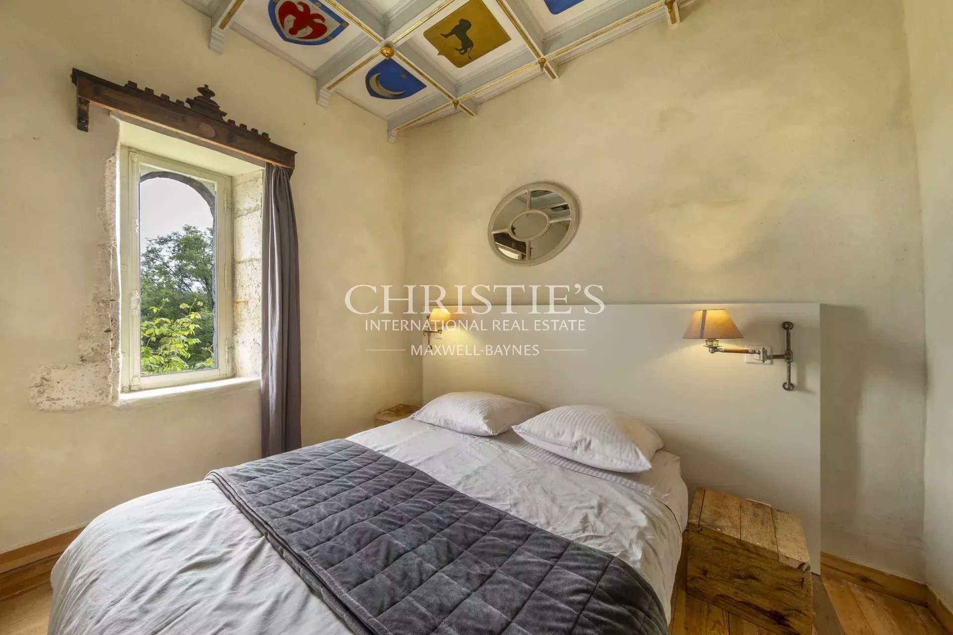 7 Bedroom Chateau's Image 24