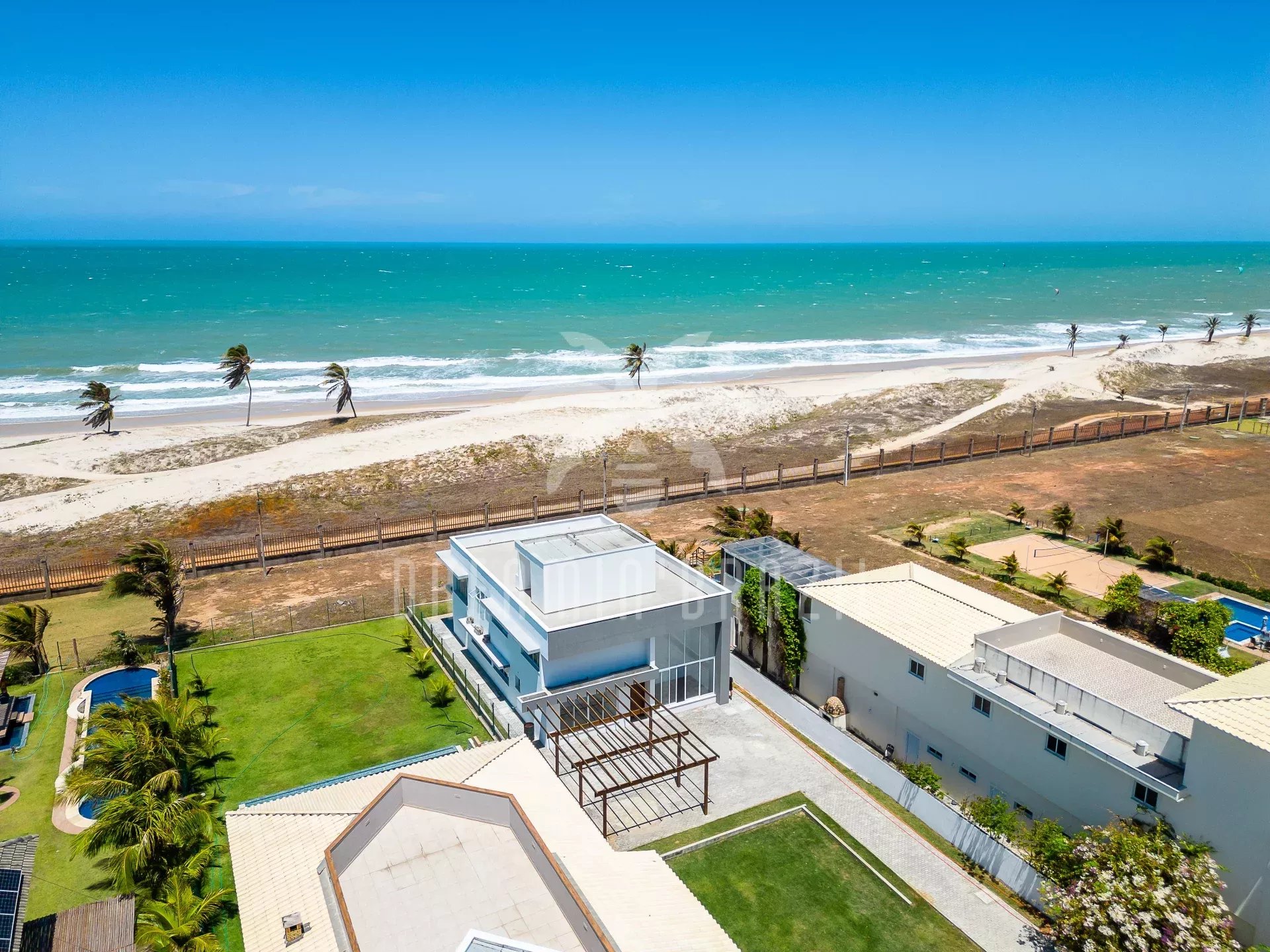 Luxury villa for sale by the sea in cumbuco