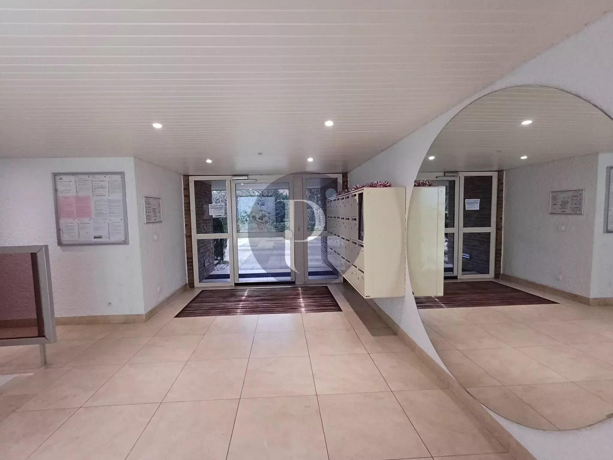 vente-appartement-3-pieces-verrieres-le-buisson-86519486