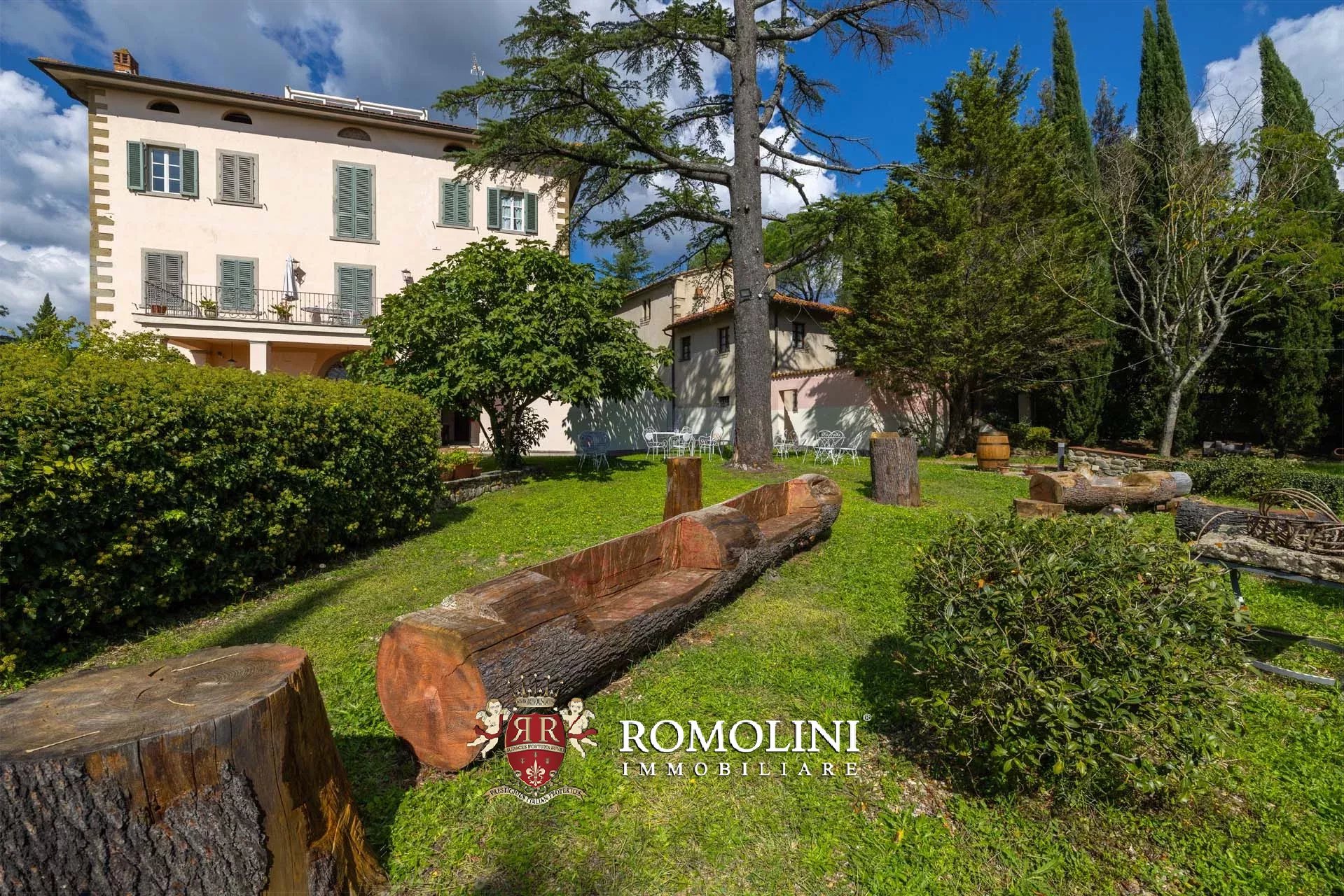 15 Bedroom Villa/Townhouse's Image 4