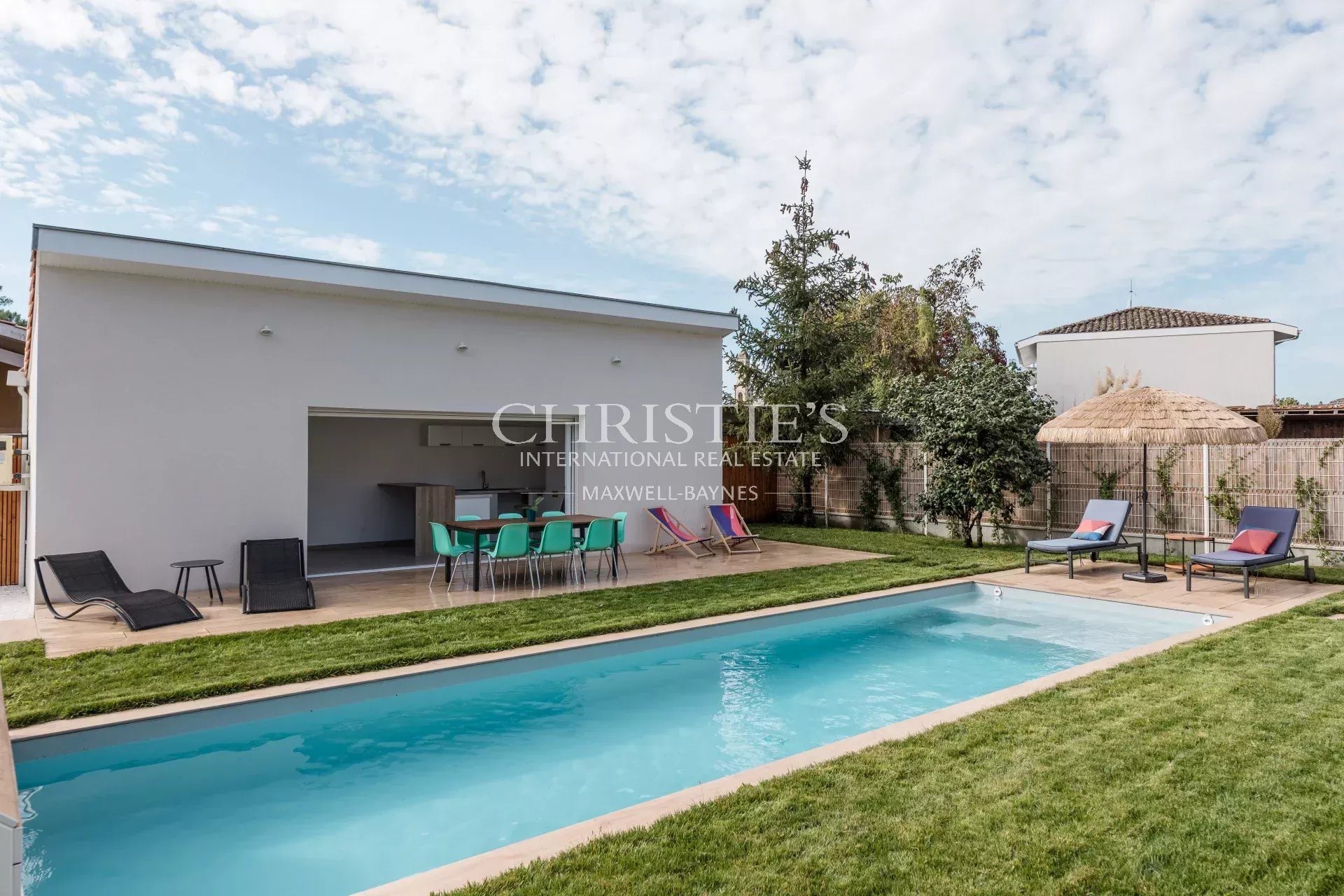 5 Bedroom Villa/Townhouse's Image 30
