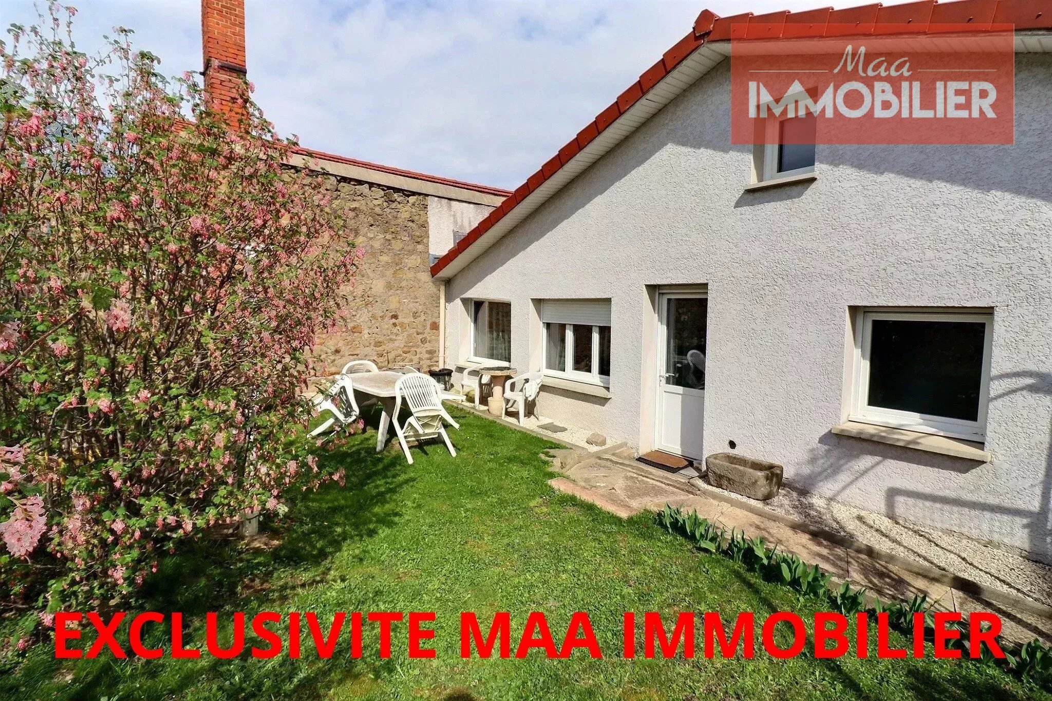Sale House Saint-Genest-Lerpt