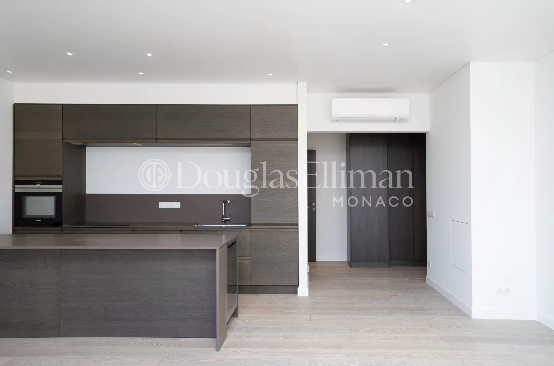 Monaco – Saint Roman – Appartement 3 pièces rénové - Image nᵒ3