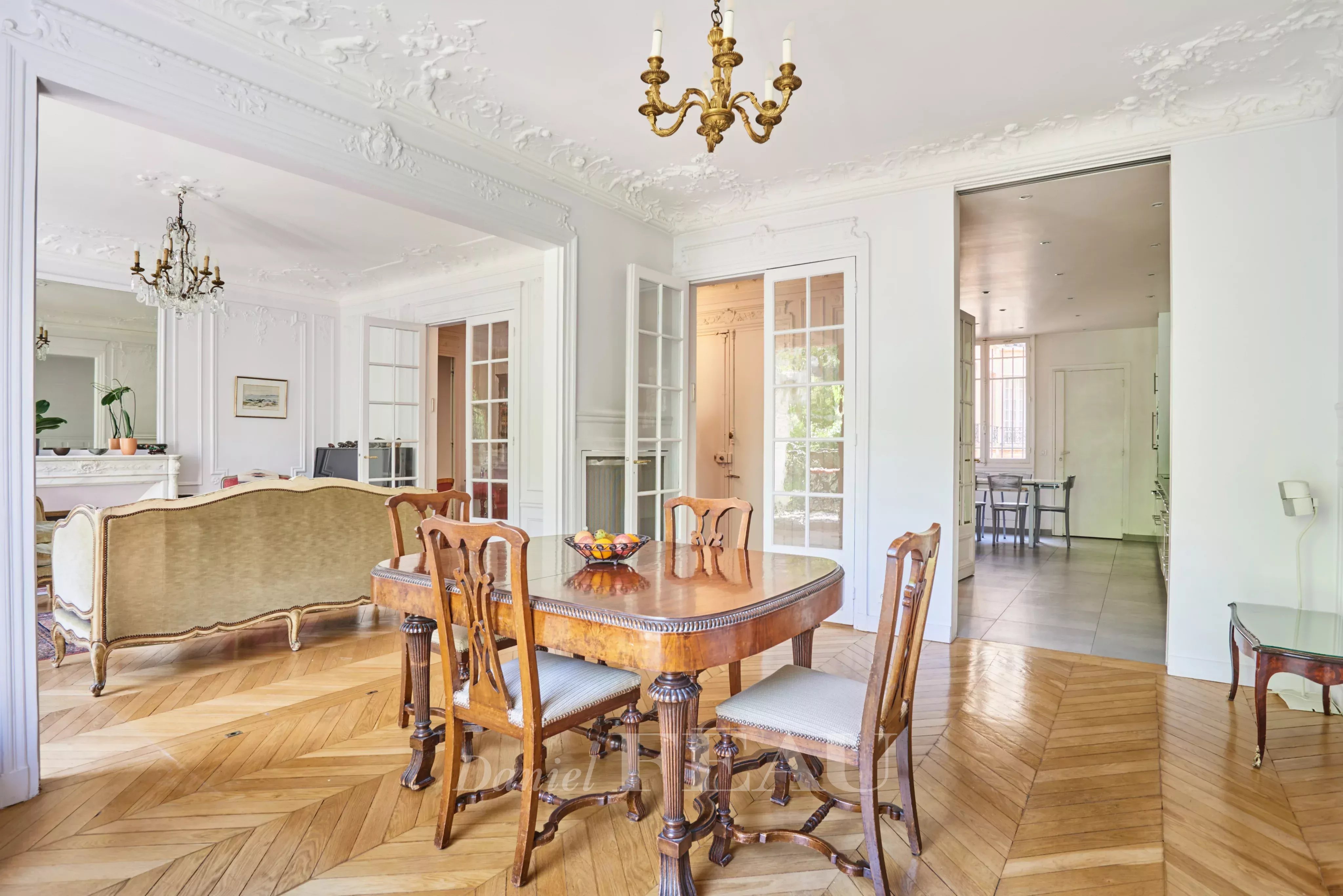 Sale Apartment Paris 7th