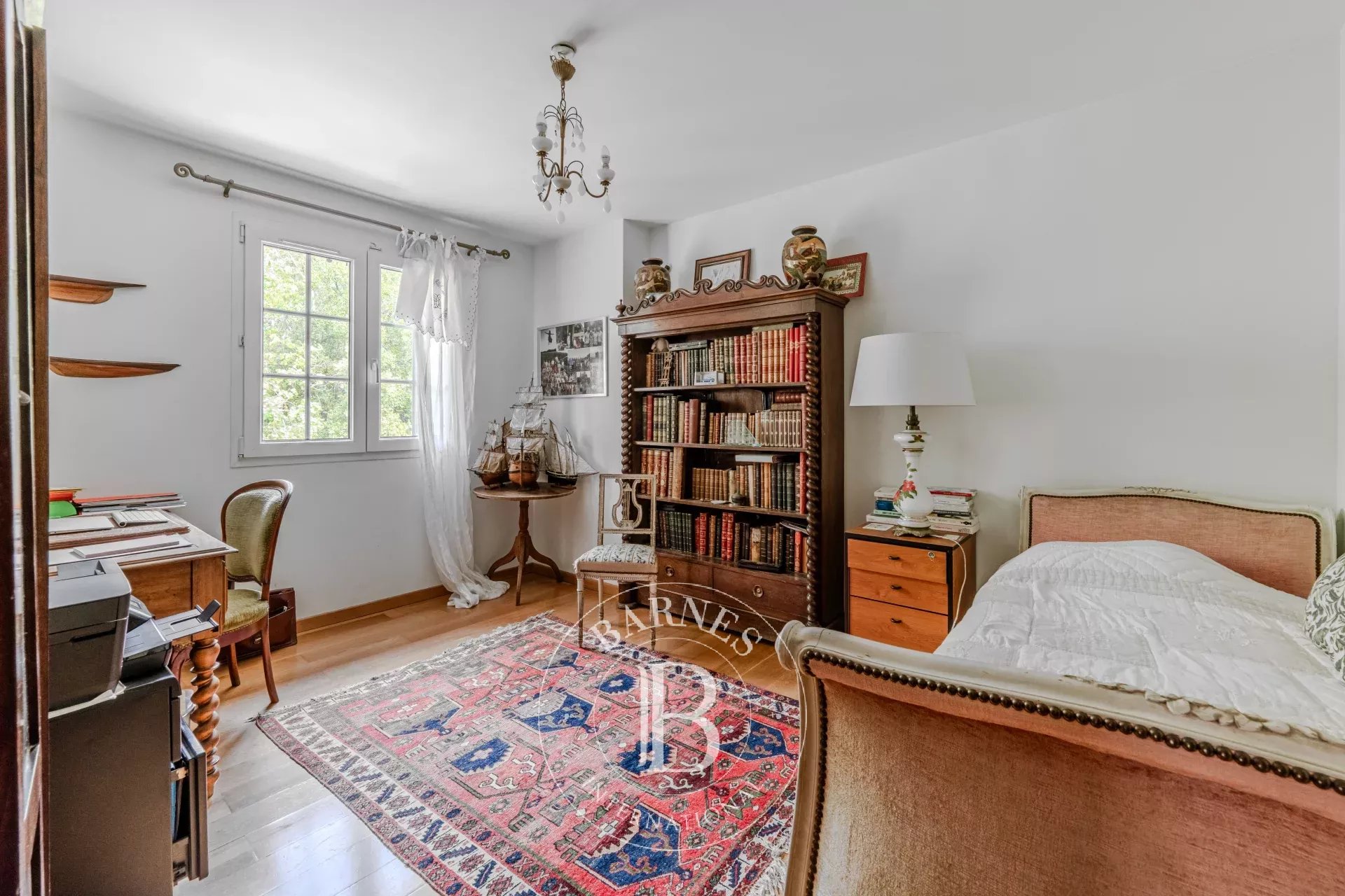 AIX EN PROVENCE NORTH - 15 MINUTES AIX-EN-PROVENCE - HOUSE 200sqm (350sqm in total) - LAND 4000m² - 3 BEDROOMS - ANNEXE - BASEMENT - GARDEN - SWIMMING POOL - SECLUDED - picture 16