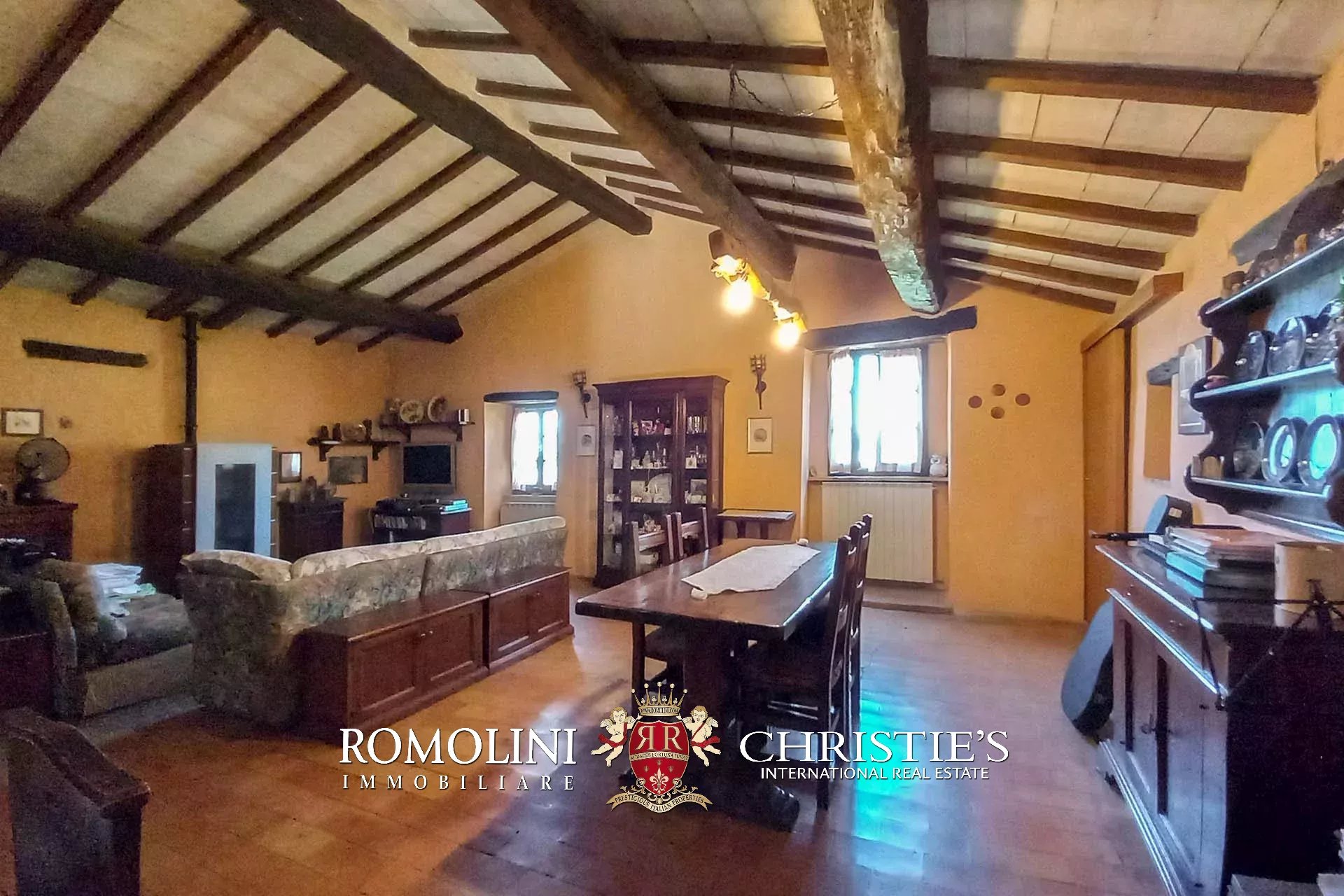 10 Bedroom Villa/Townhouse's Image 37