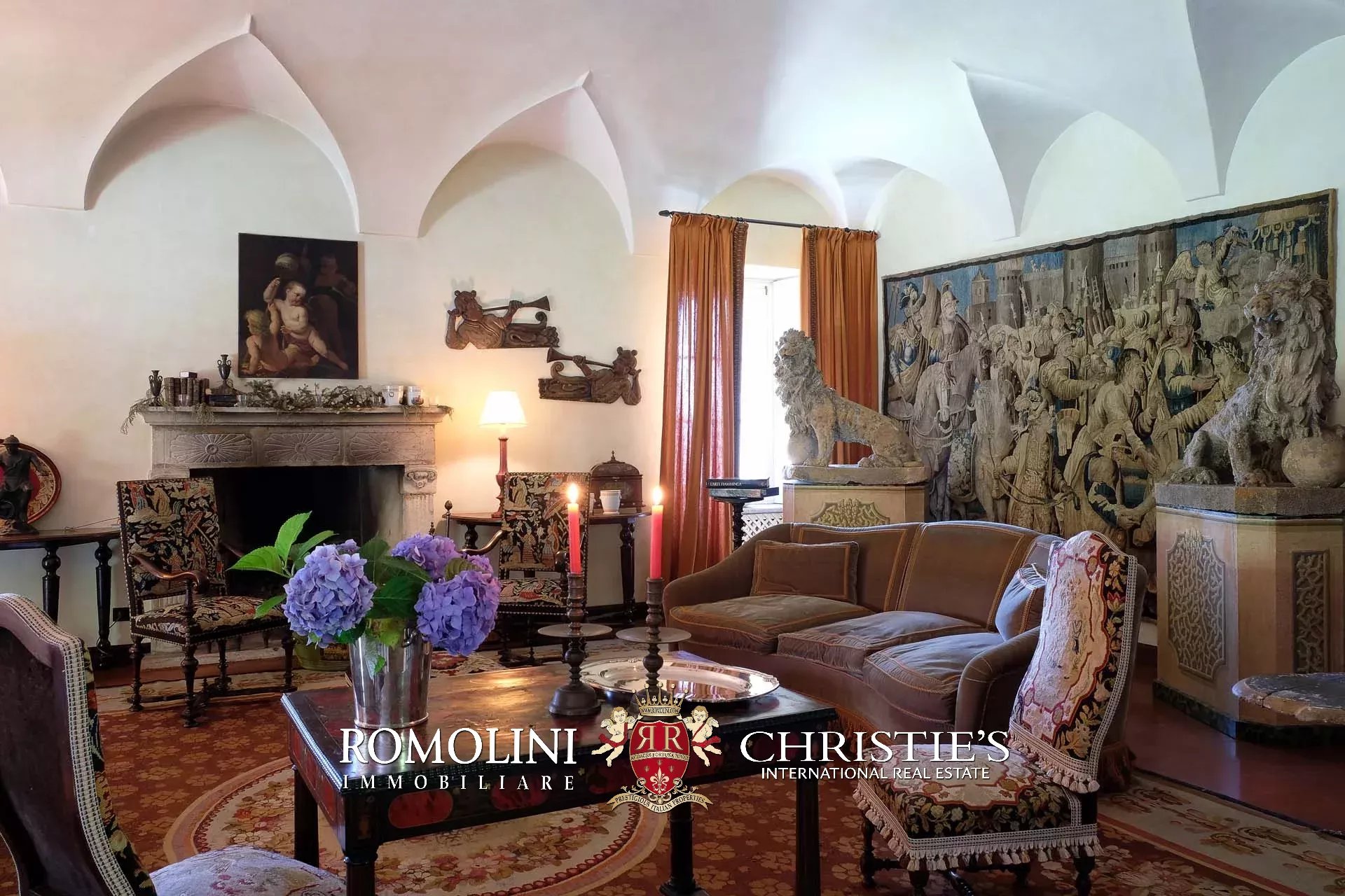 17 Bedroom Villa/Townhouse's Image 41