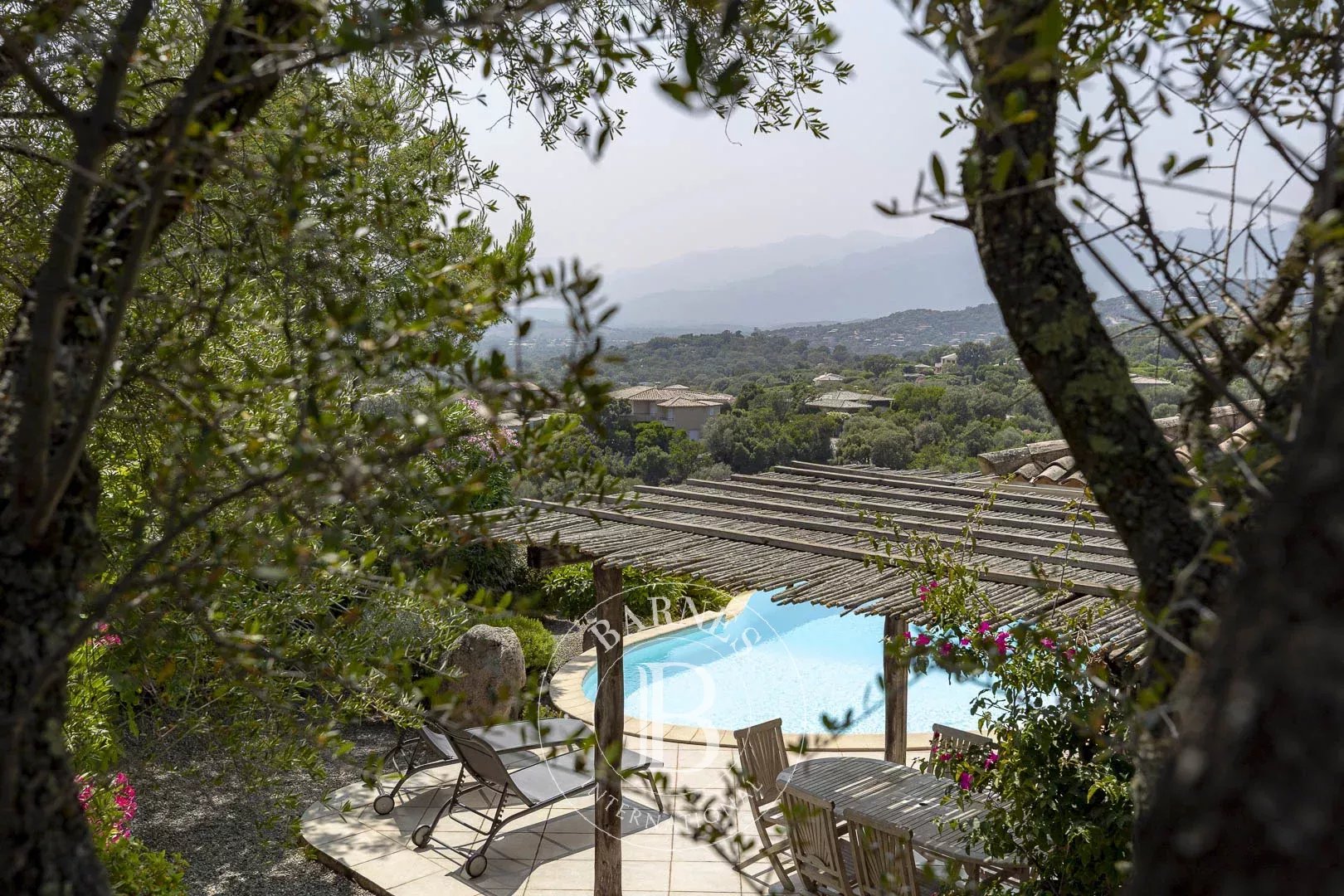 Sainte-Lucie-de-Porto-Vecchio  - Villa 5 Pi&egrave;ces 3 Chambres - picture 18