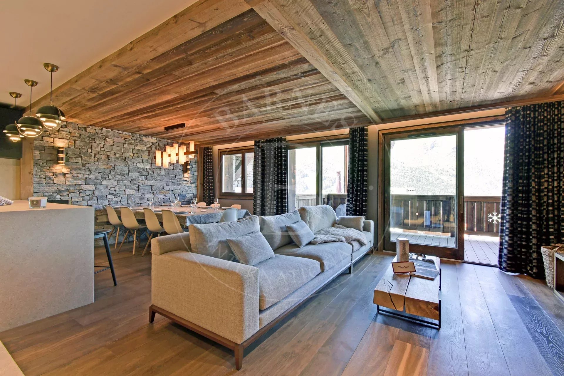 Agence immobilière de 