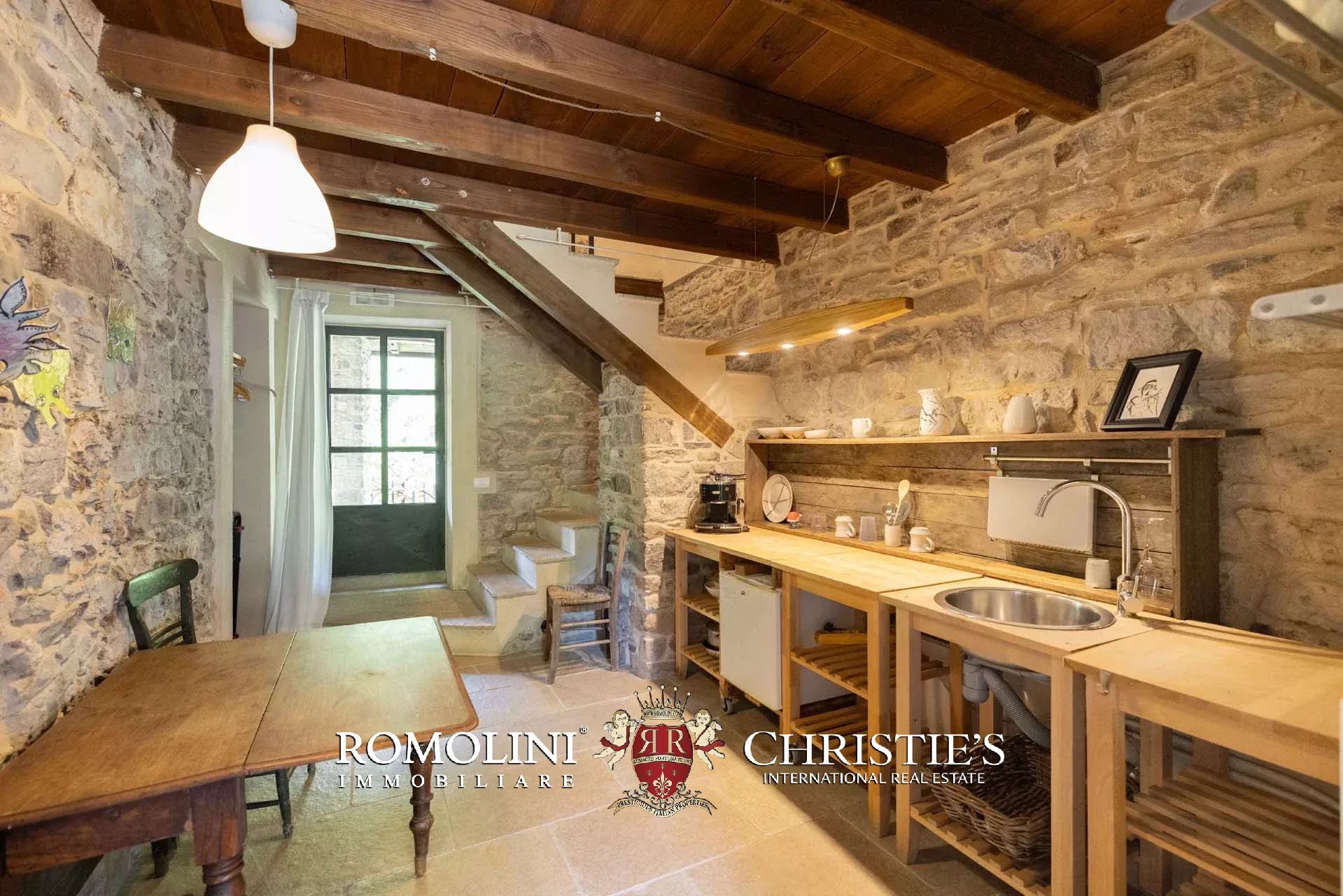 10 Bedroom Villa/Townhouse's Image 41