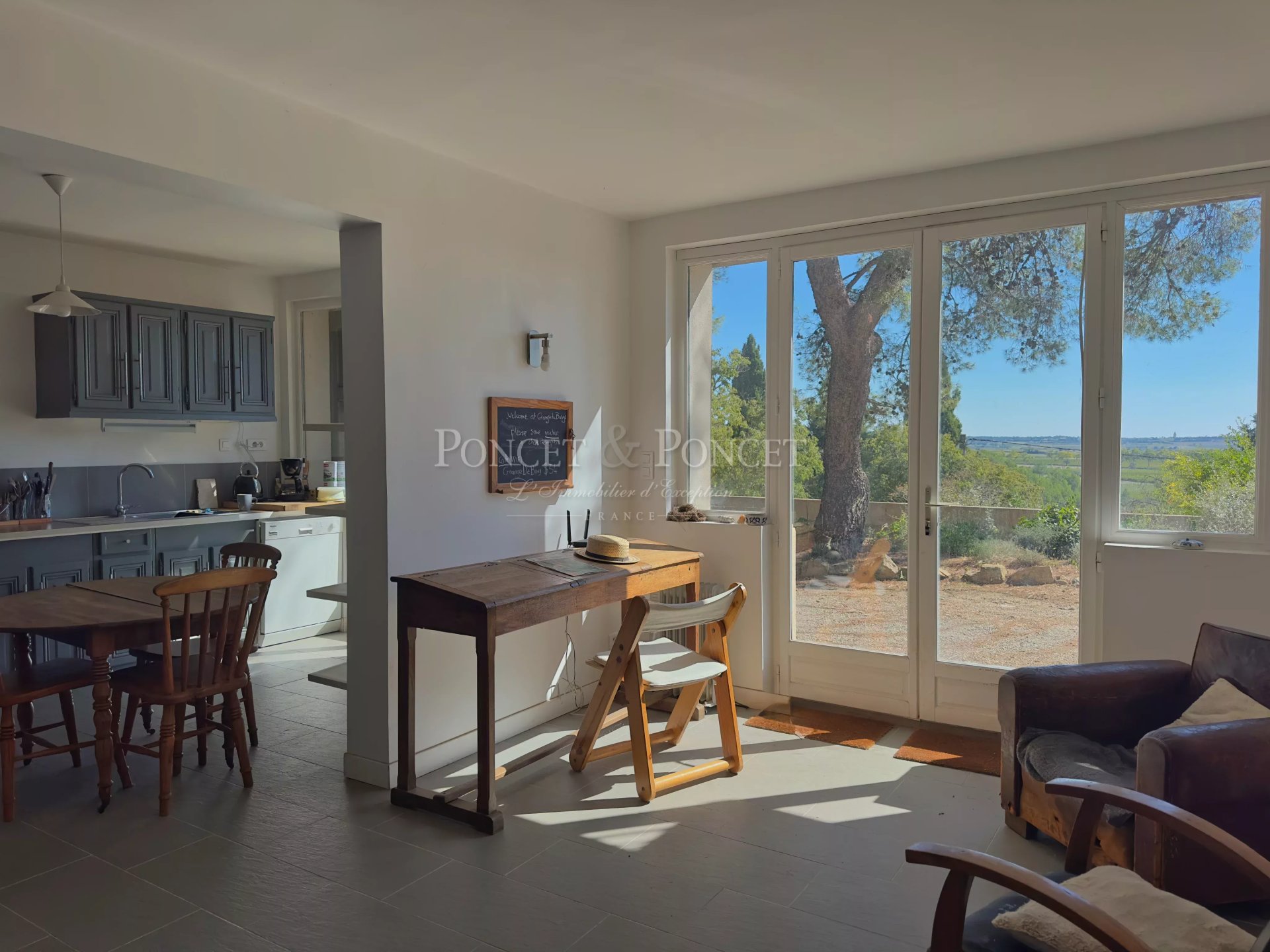 10 Bedroom Villa/Townhouse's Image 41