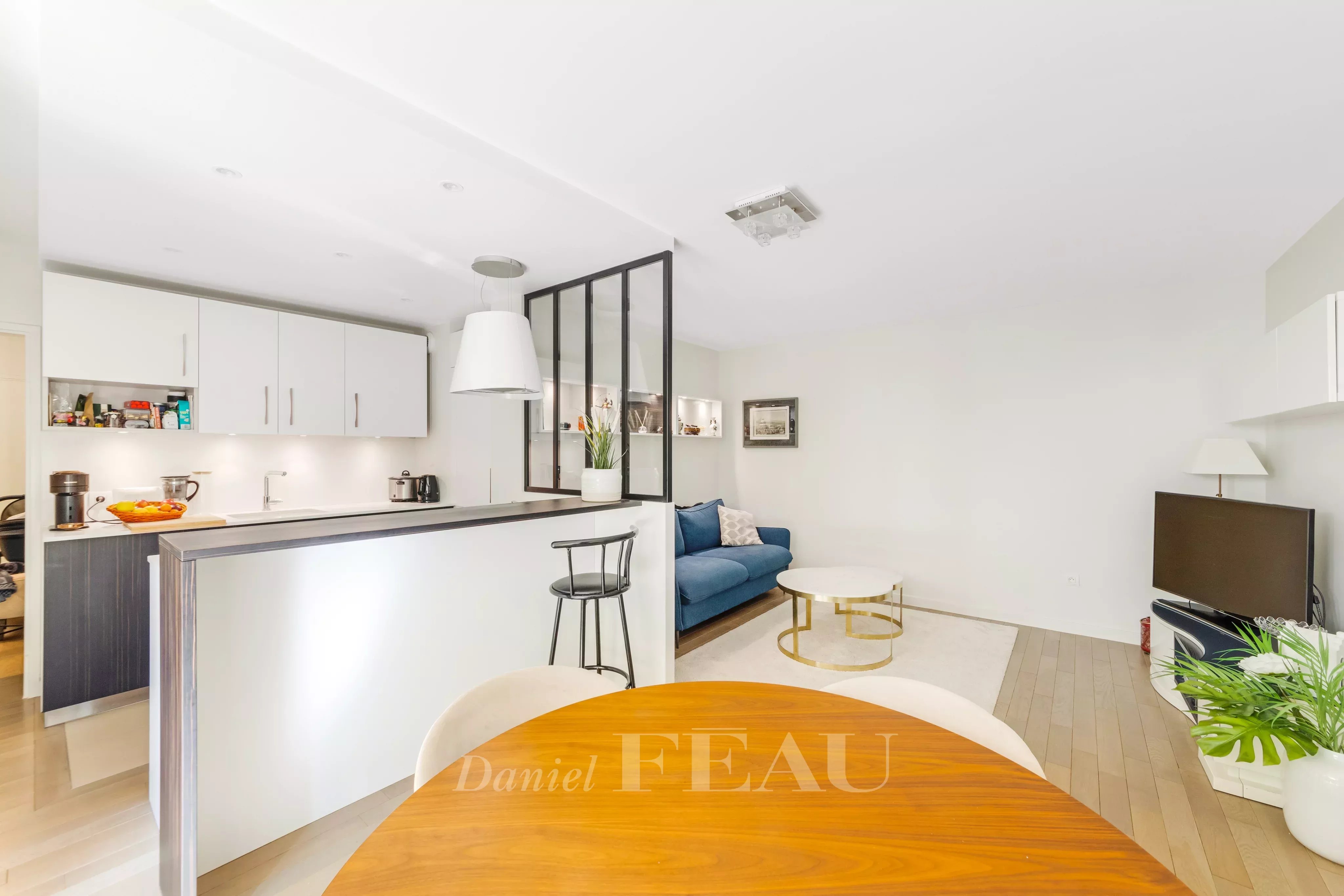 Sale Apartment Saint-Cloud