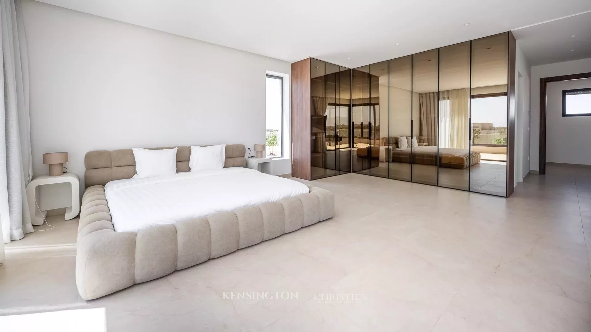 5 Bedroom Villa/Townhouse's Image 27