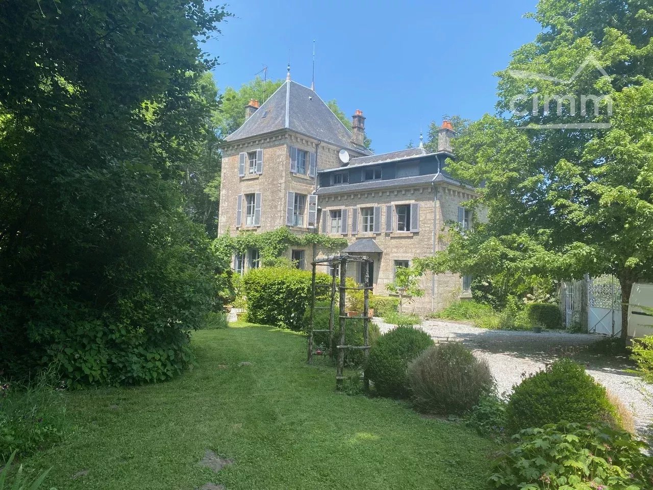 Agence immobilière de Cimm immobilier Royere de Vassivière