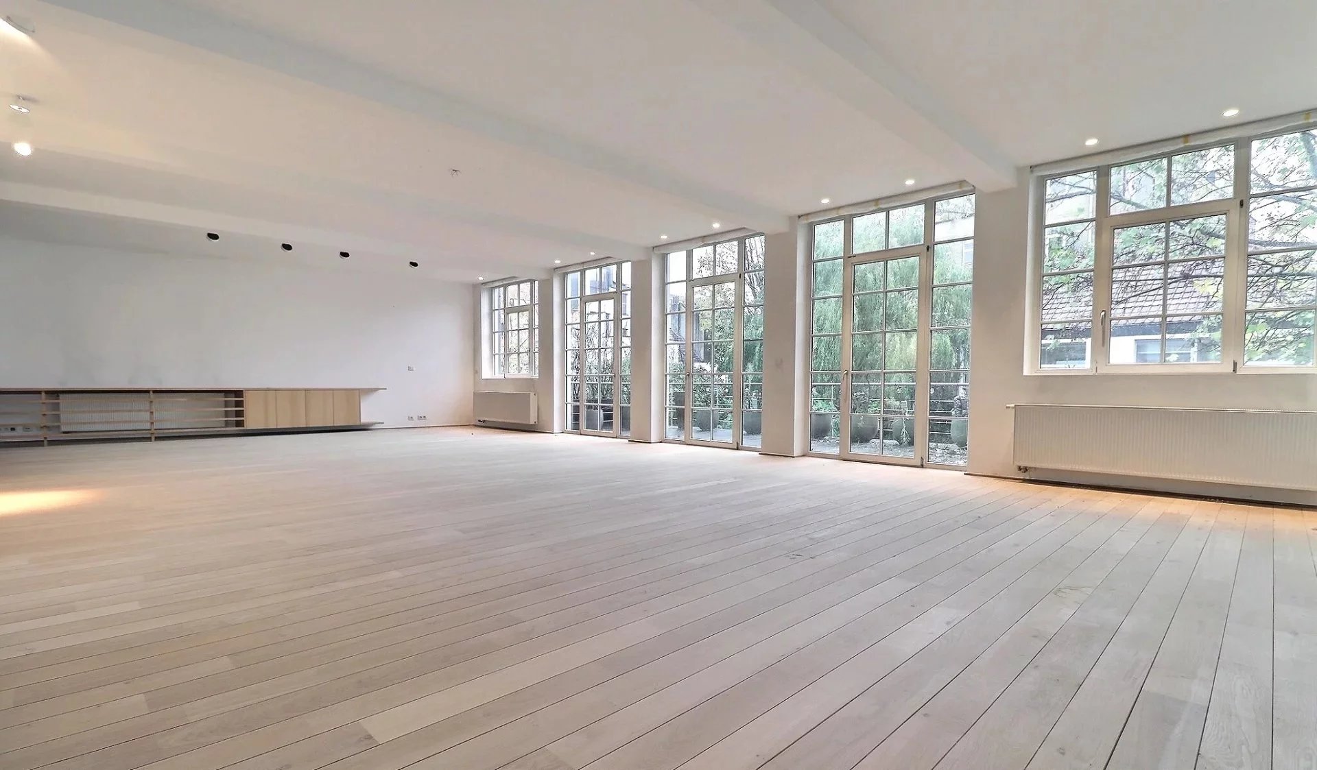 Ixelles - Chatelain - Duplex 3ch + terrasses + parking (optionnel)