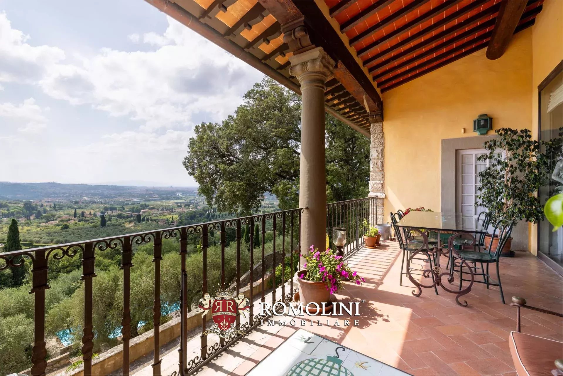 7 Bedroom Villa/Townhouse's Image 16