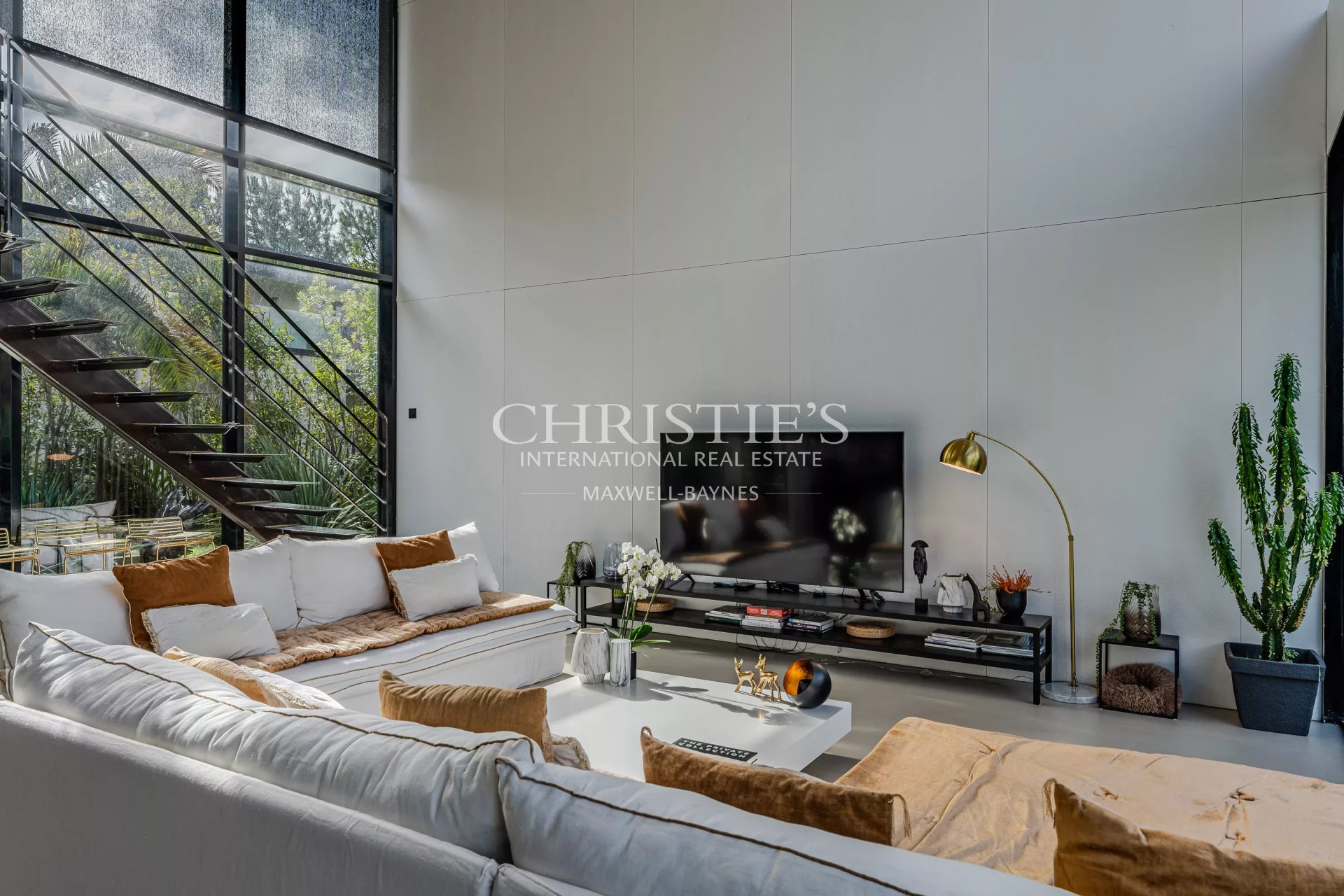 4 Bedroom Villa/Townhouse's Image 7