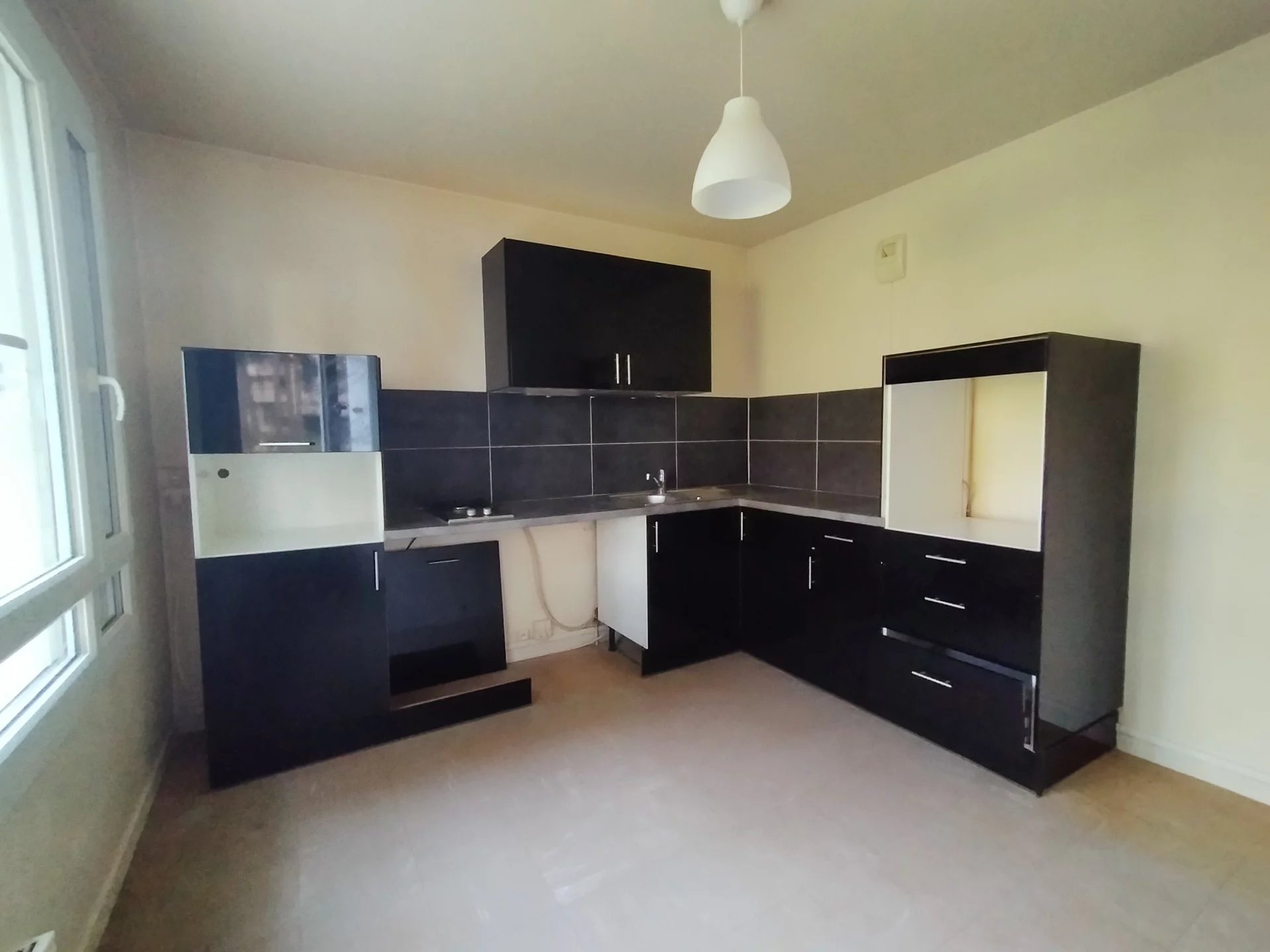 86427800 Location Saint-Genis-Laval