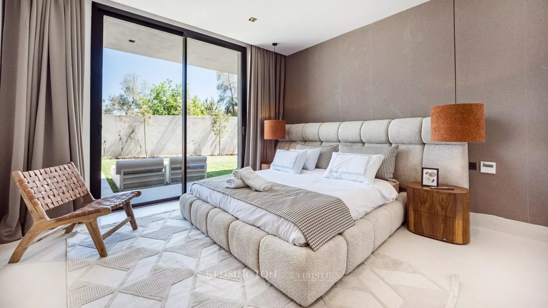 6 Bedroom Villa/Townhouse's Image 25