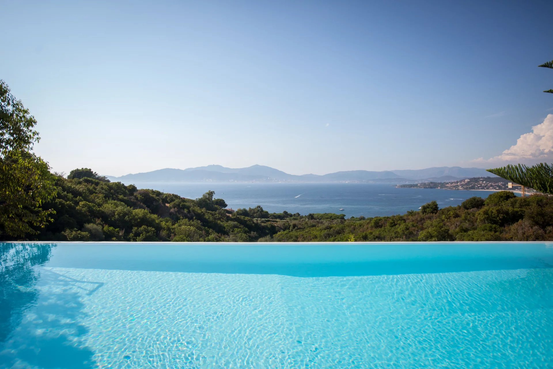 Villa ONYX- 4 chambres, piscine, vue panoramique