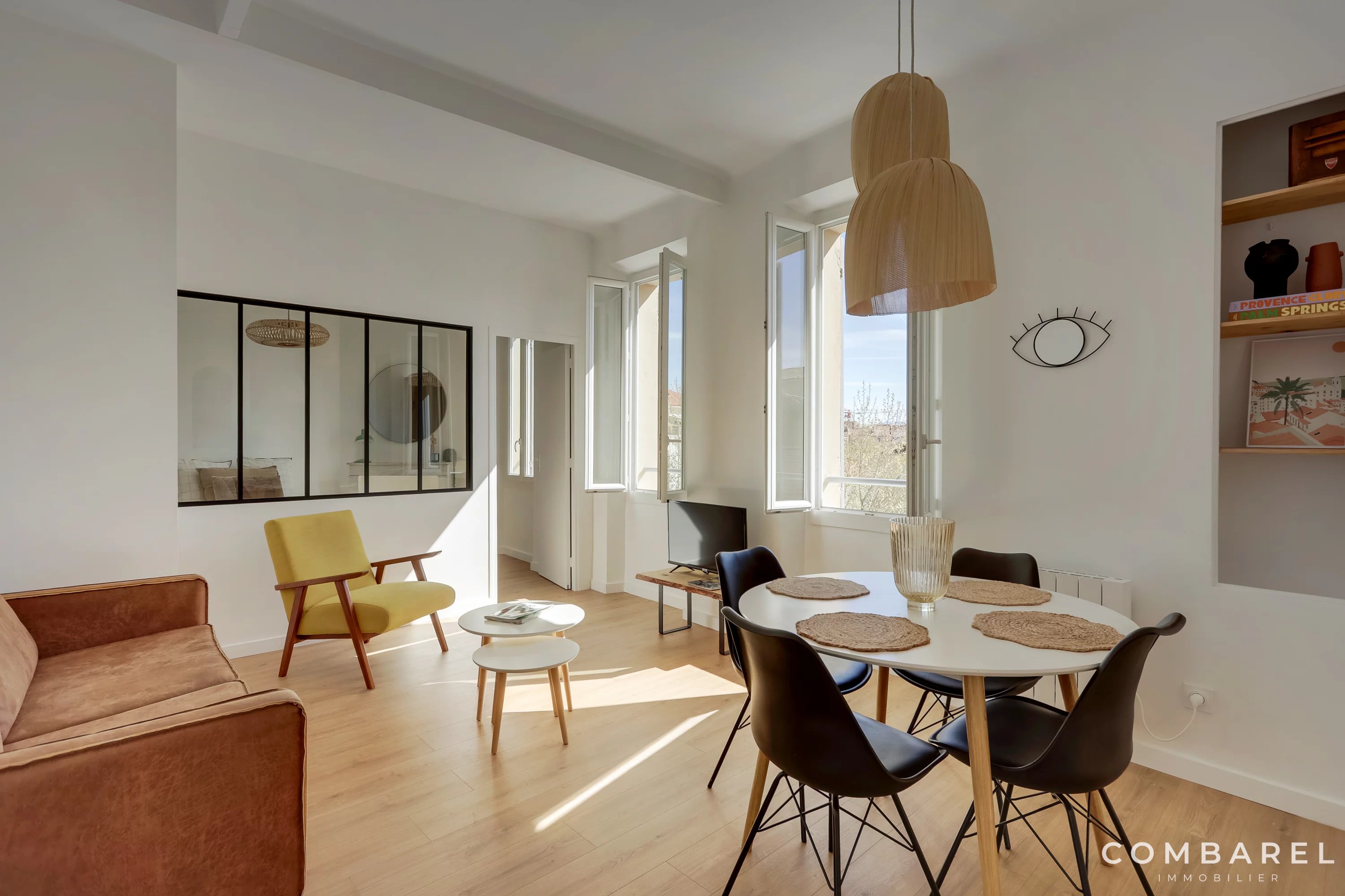 Agence immobilière de 