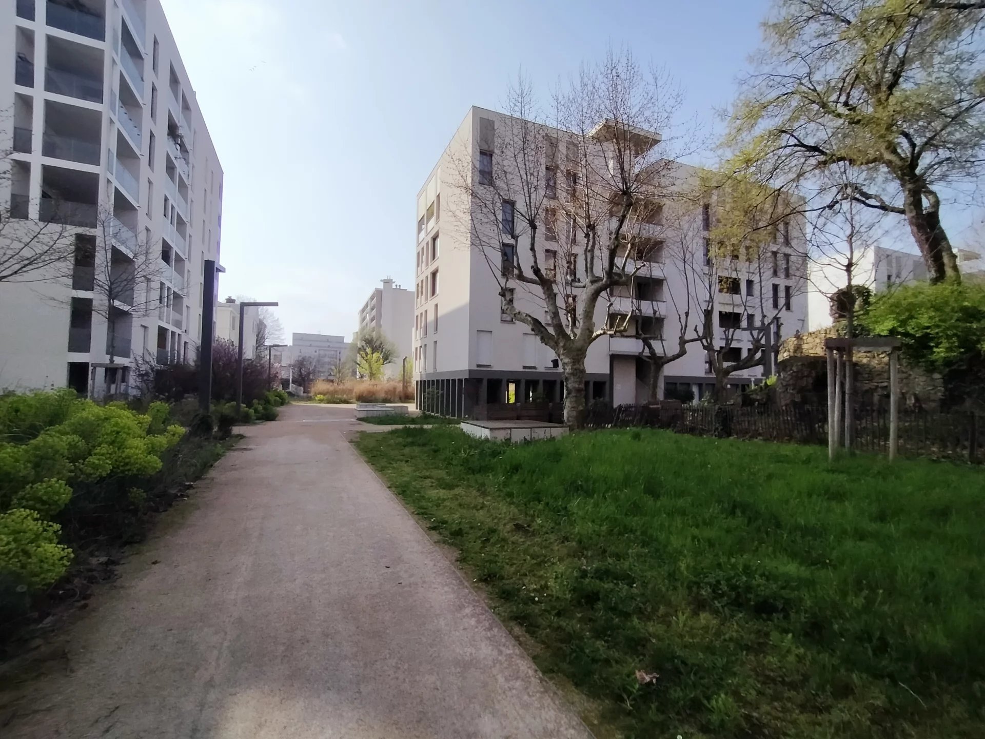 6232158 Location Lyon 8ème