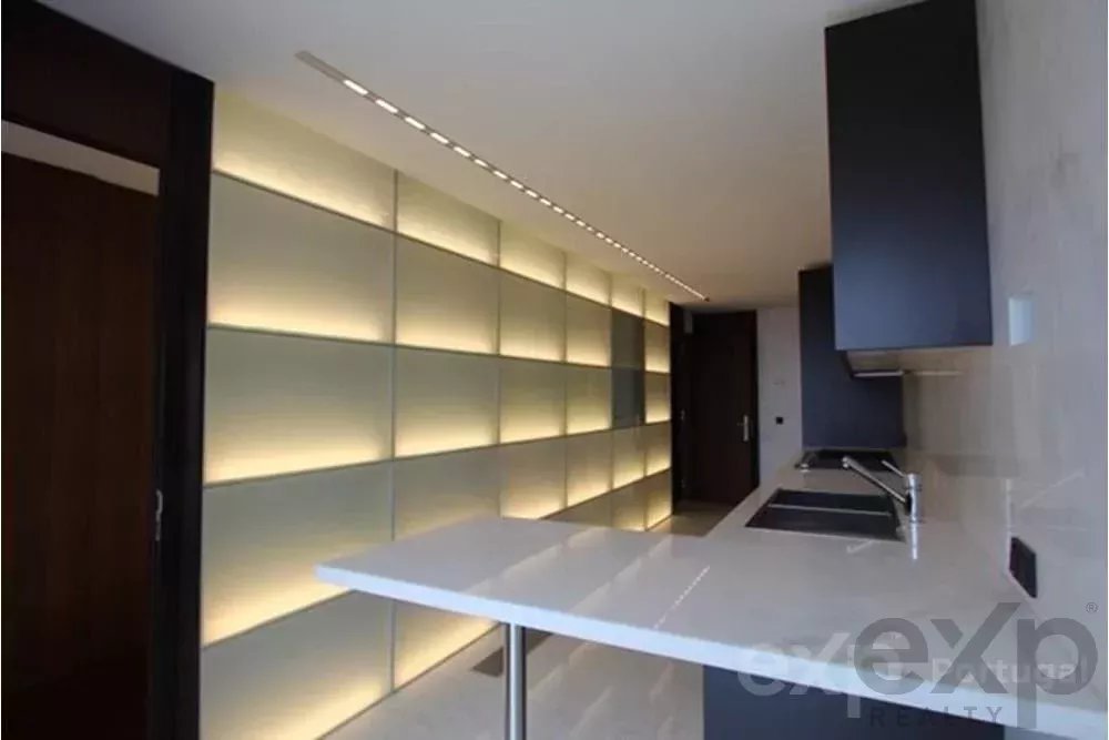 Fantastic 4-bedroom apartment in the Sky Restelo building 85506752 image 5