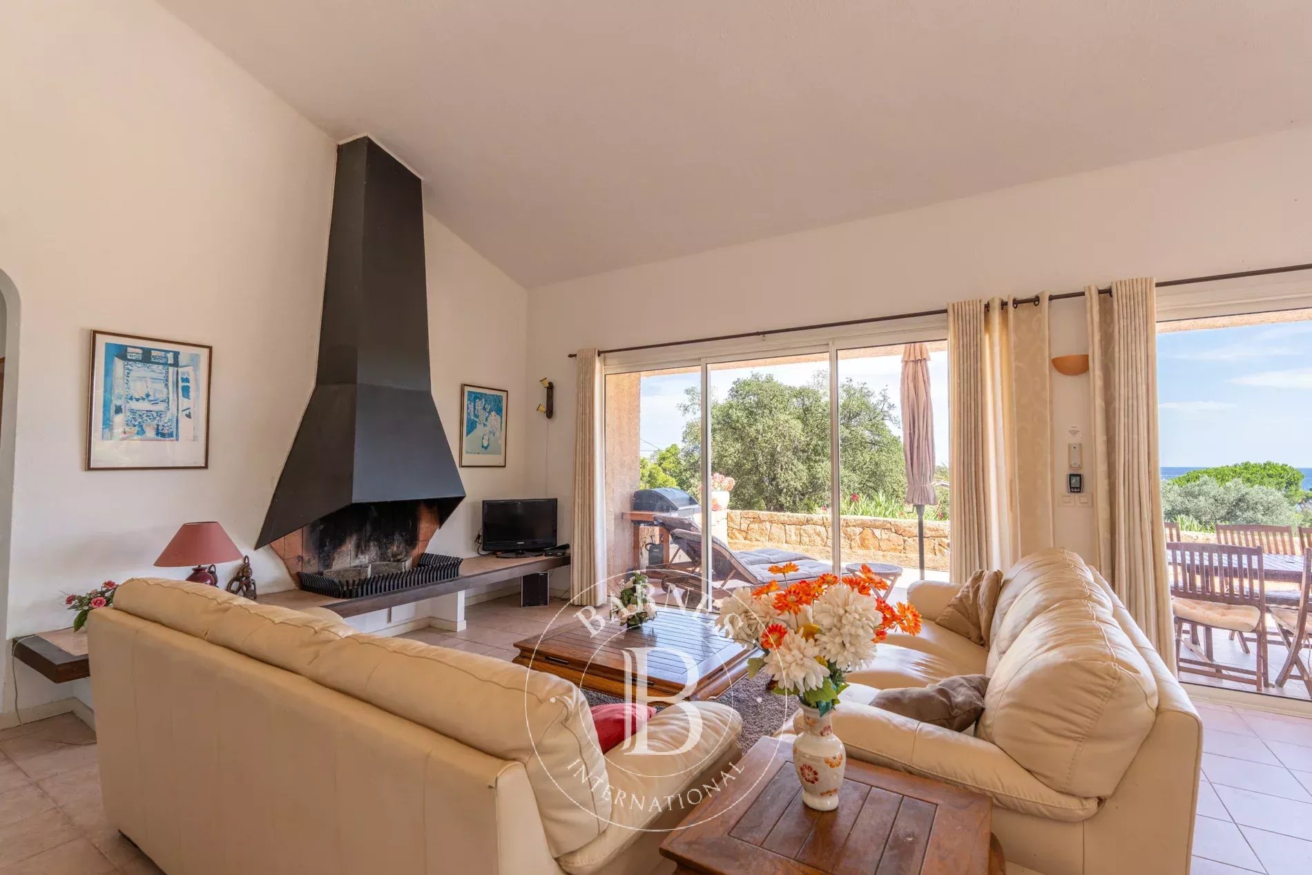 Villa Sainte-Lucie-de-Porto-Vecchio - picture 6