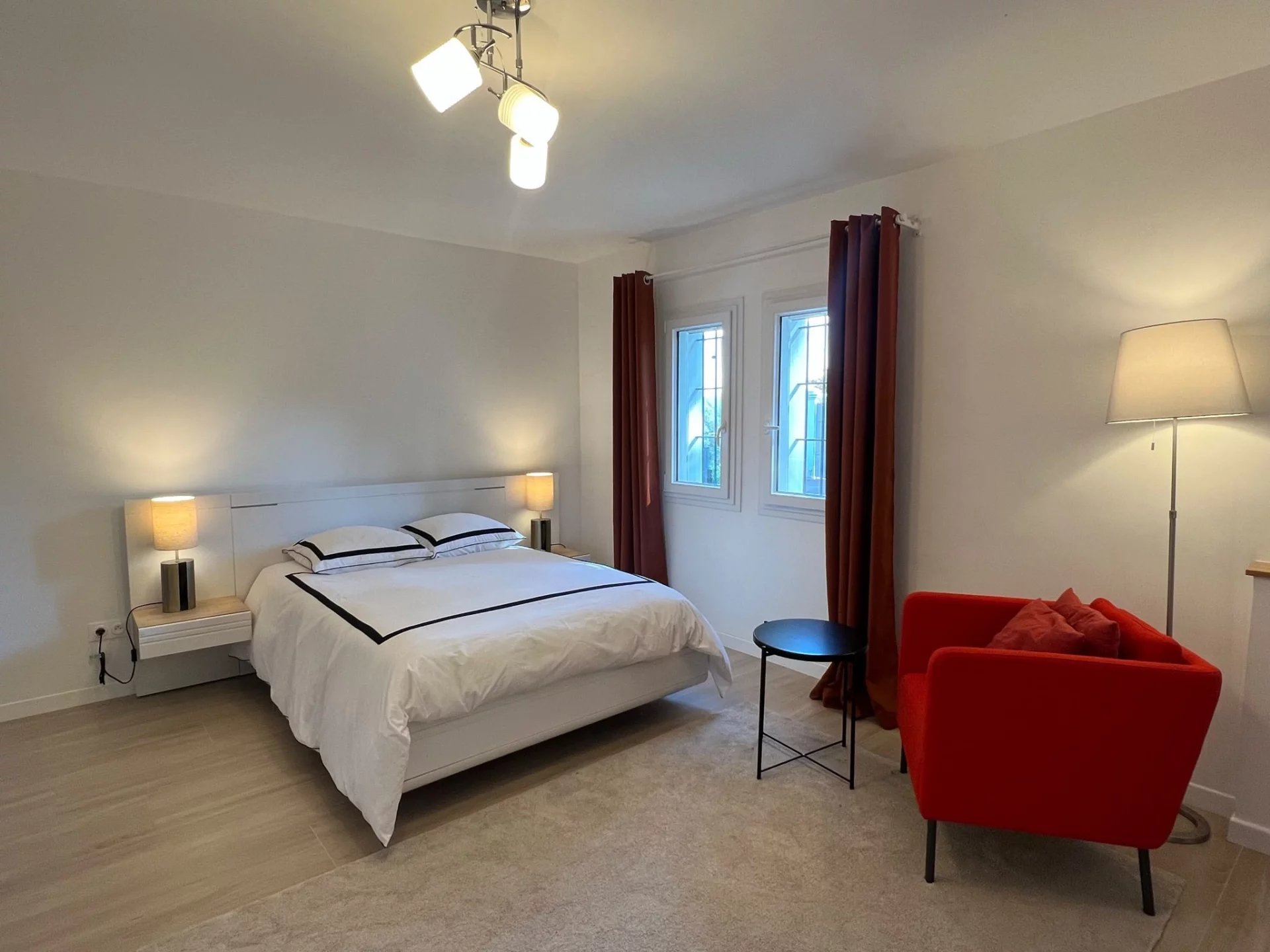 Villa de 6 chambres dans un domaine renommé et sécurisé 14