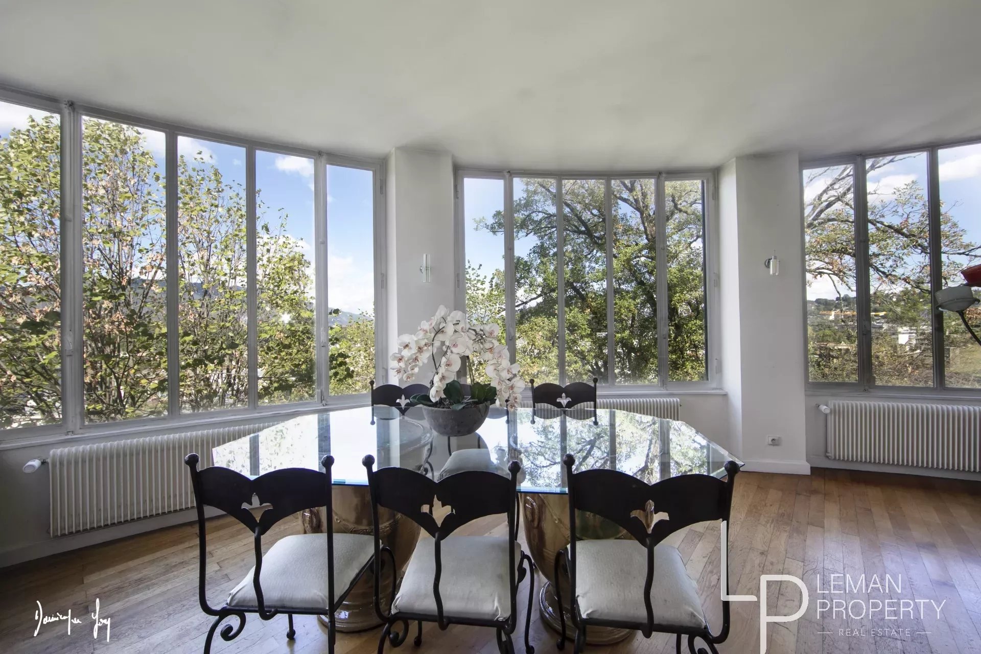 Vente de maison d'une surface de 370 m2 Vente de maison d'une surface de 370 m2