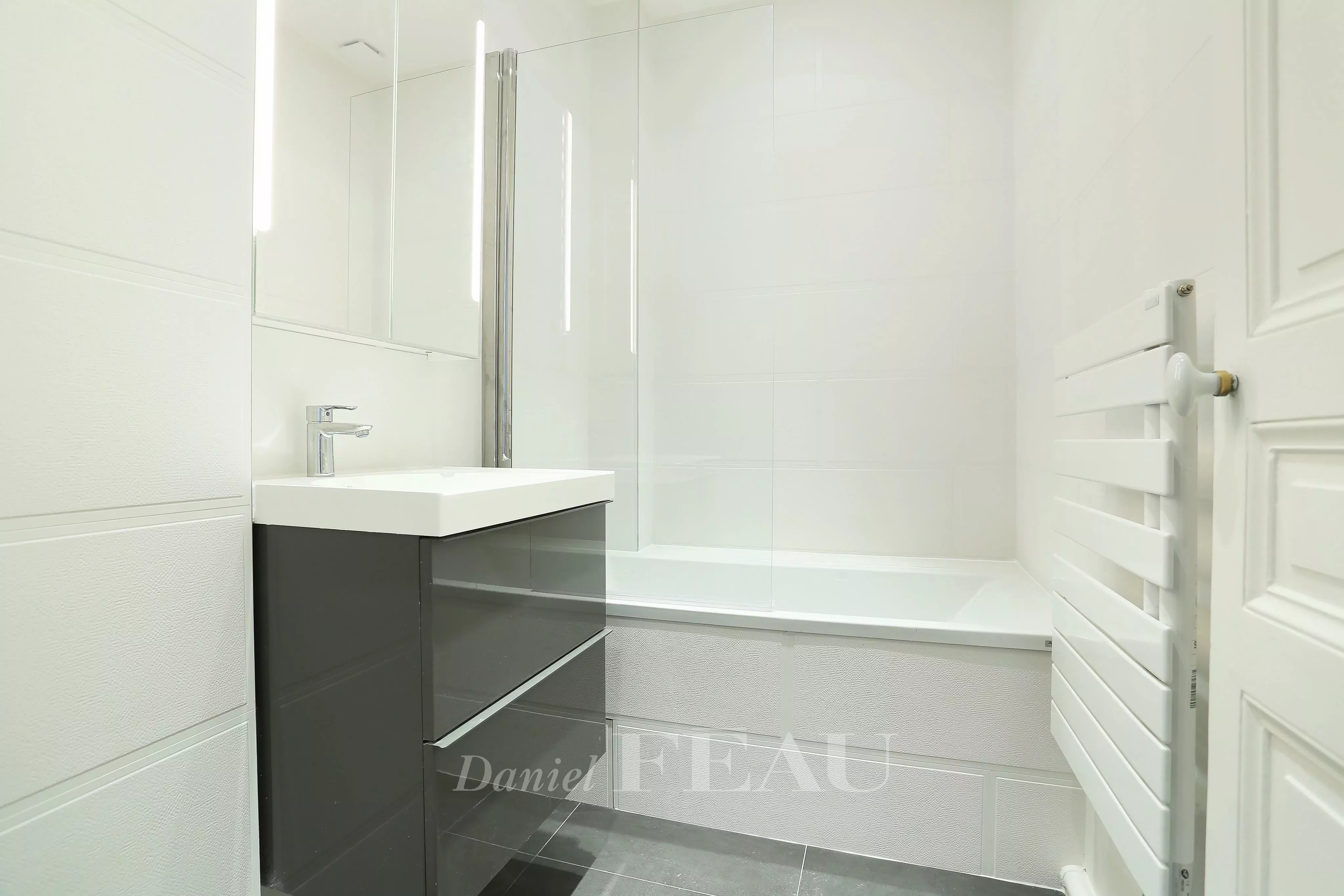 Location Appartement Paris 17ème