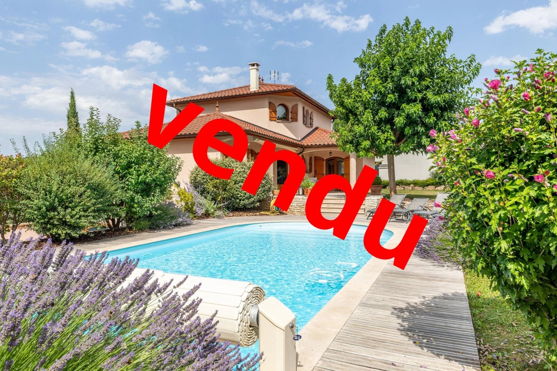 Belle villa de 147 m²  avec piscine à Chasselay (69380)
