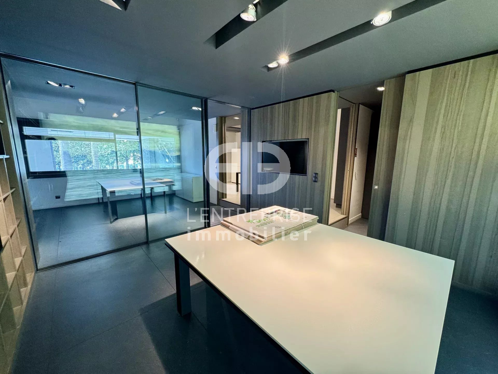À VENDRE - BUREAUX 65 m² - CANNES MONTFLEURY