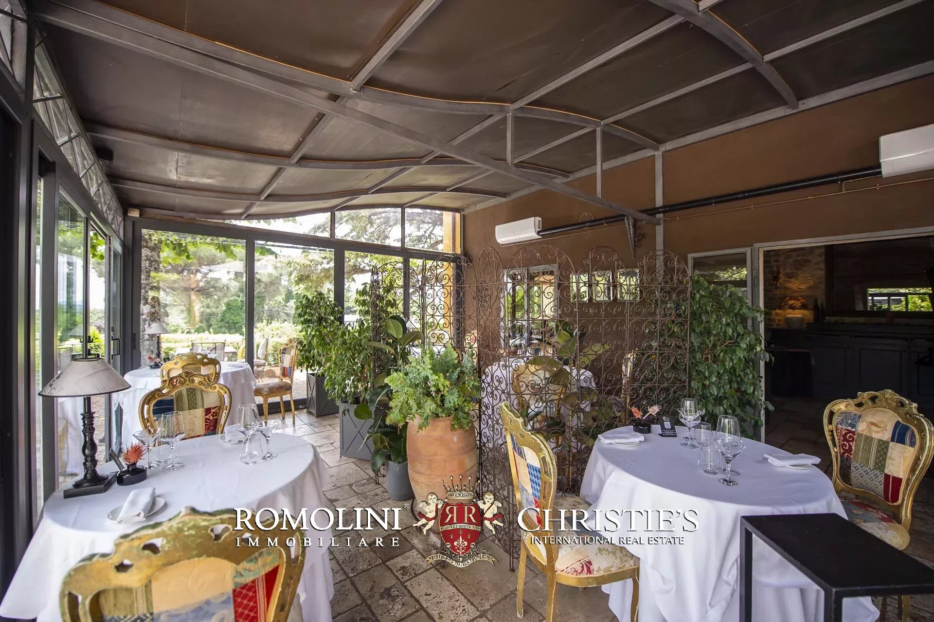 12 Bedroom Villa/Townhouse's Image 27