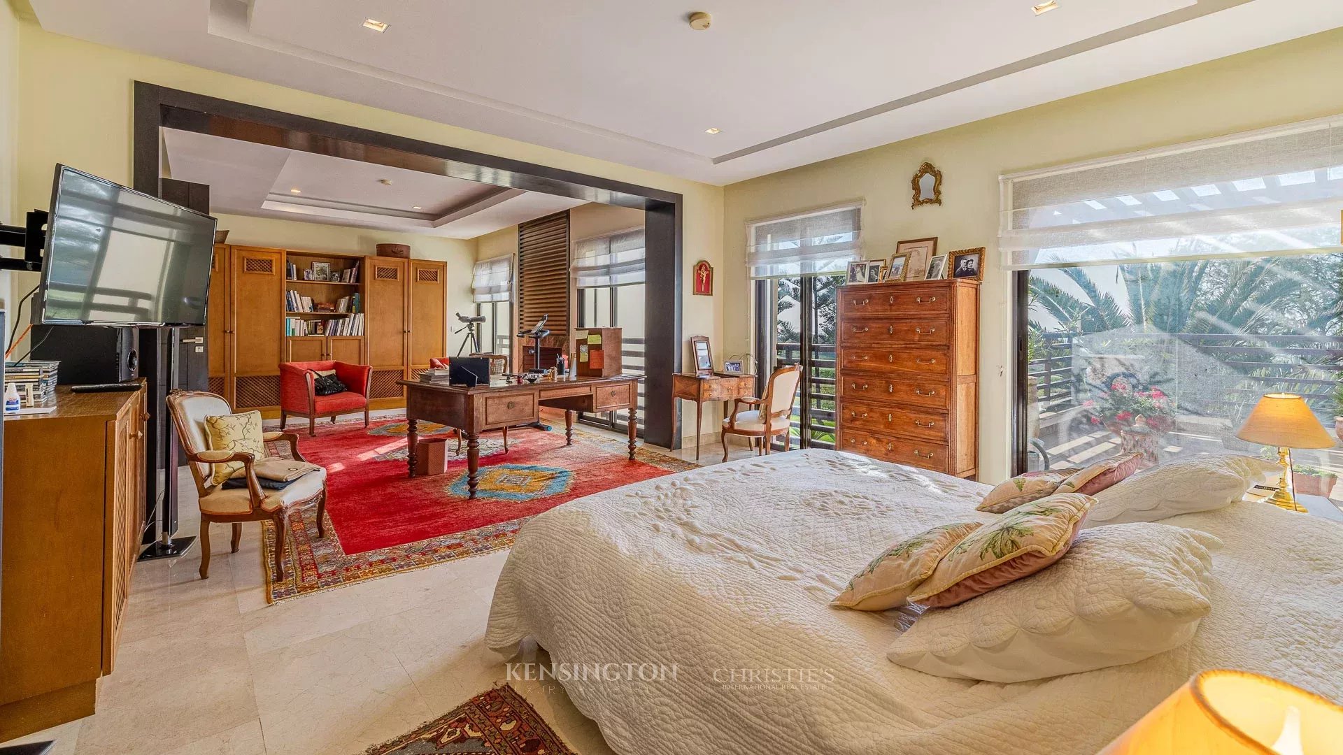 5 Bedroom Villa/Townhouse's Image 38