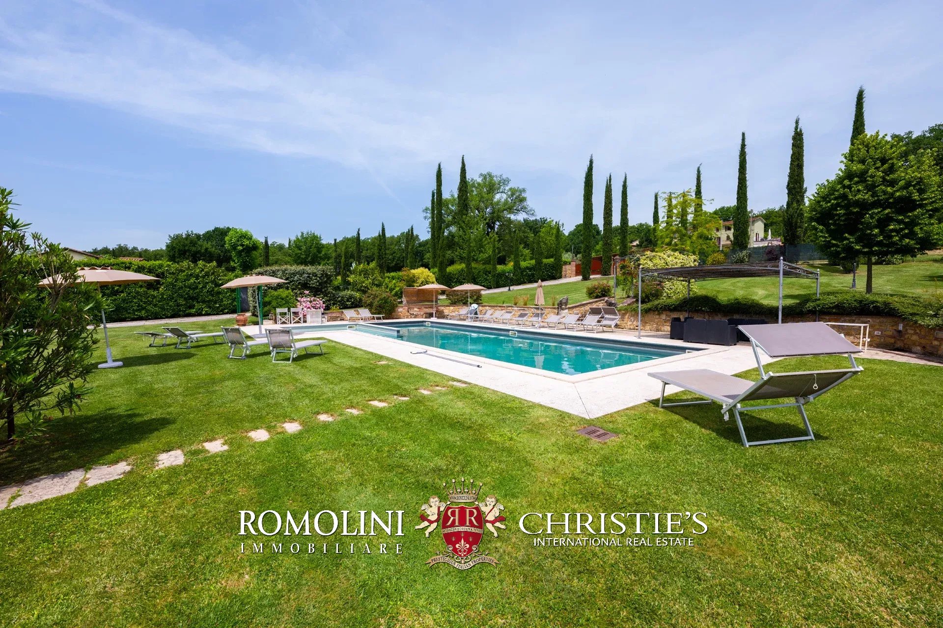 16 Bedroom Villa/Townhouse's Image 14