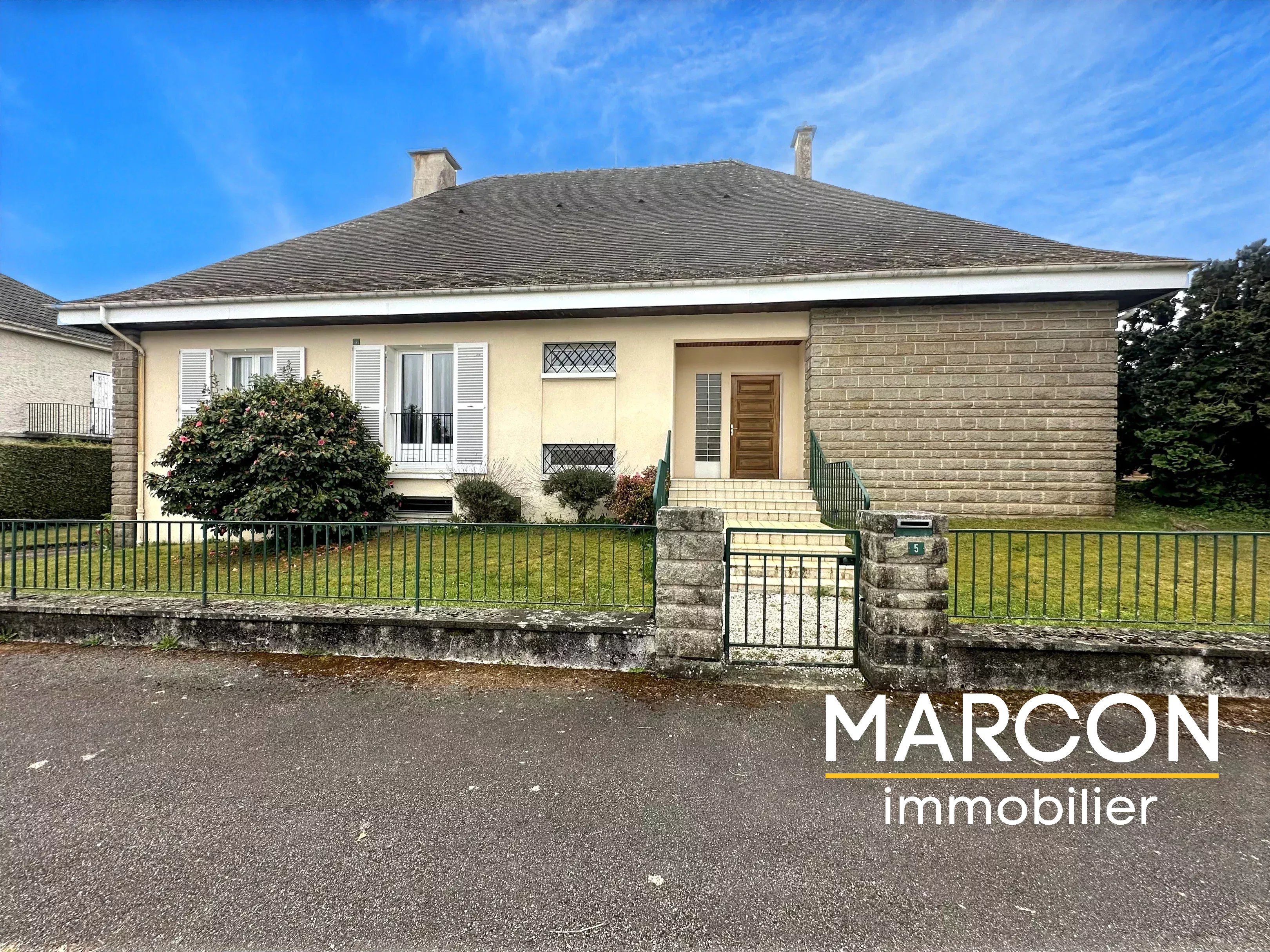Agence immobilière de 