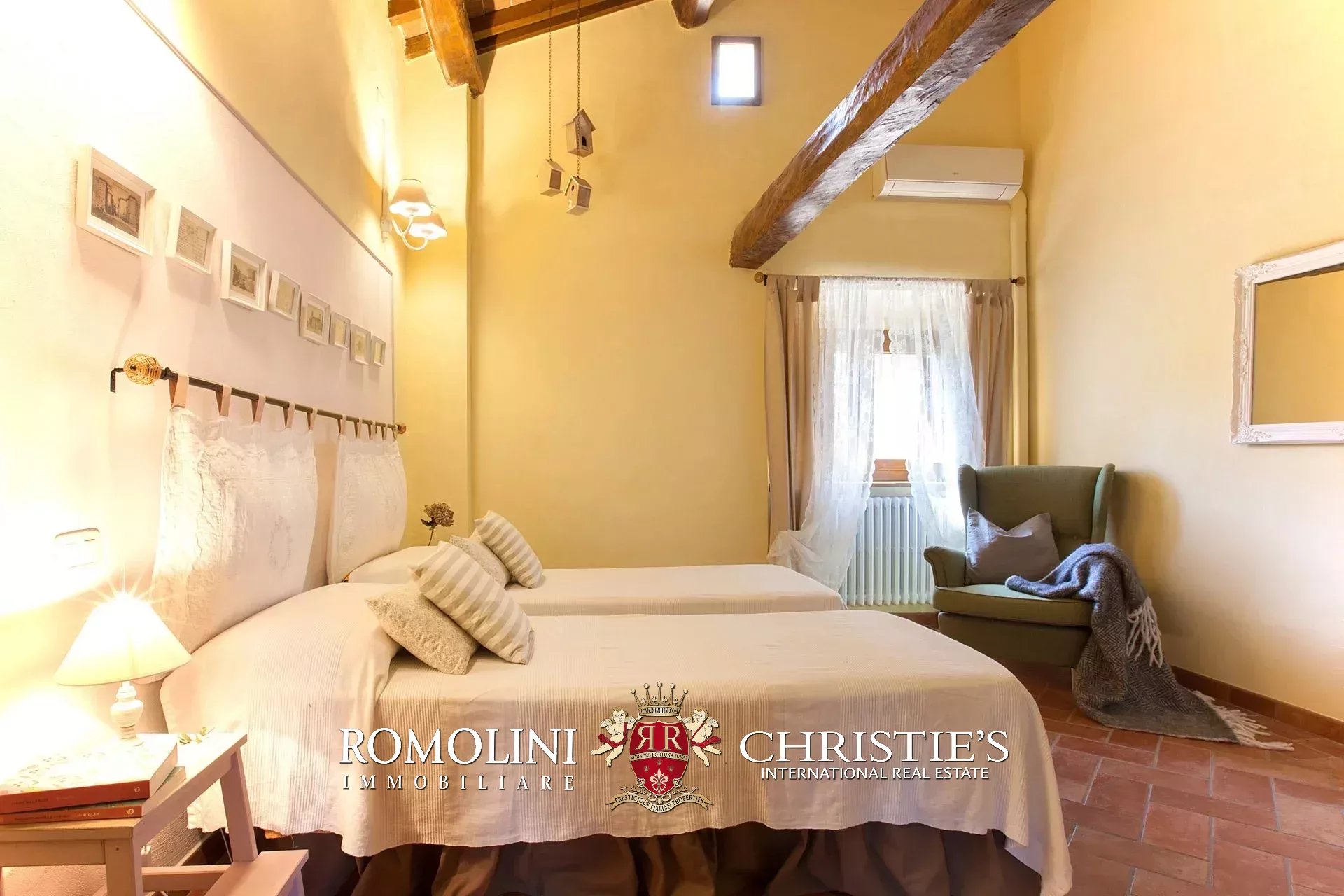 4 Bedroom Villa/Townhouse's Image 69