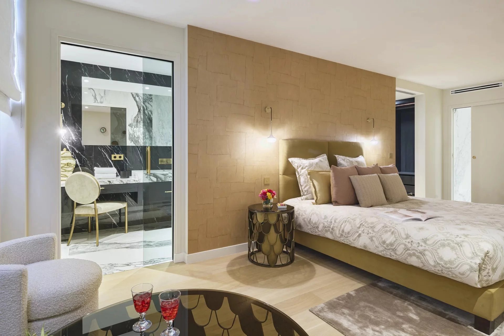 LUXUEUSE VILLA CONTEMPORAINE NEUVE - CAP D'ANTIBES