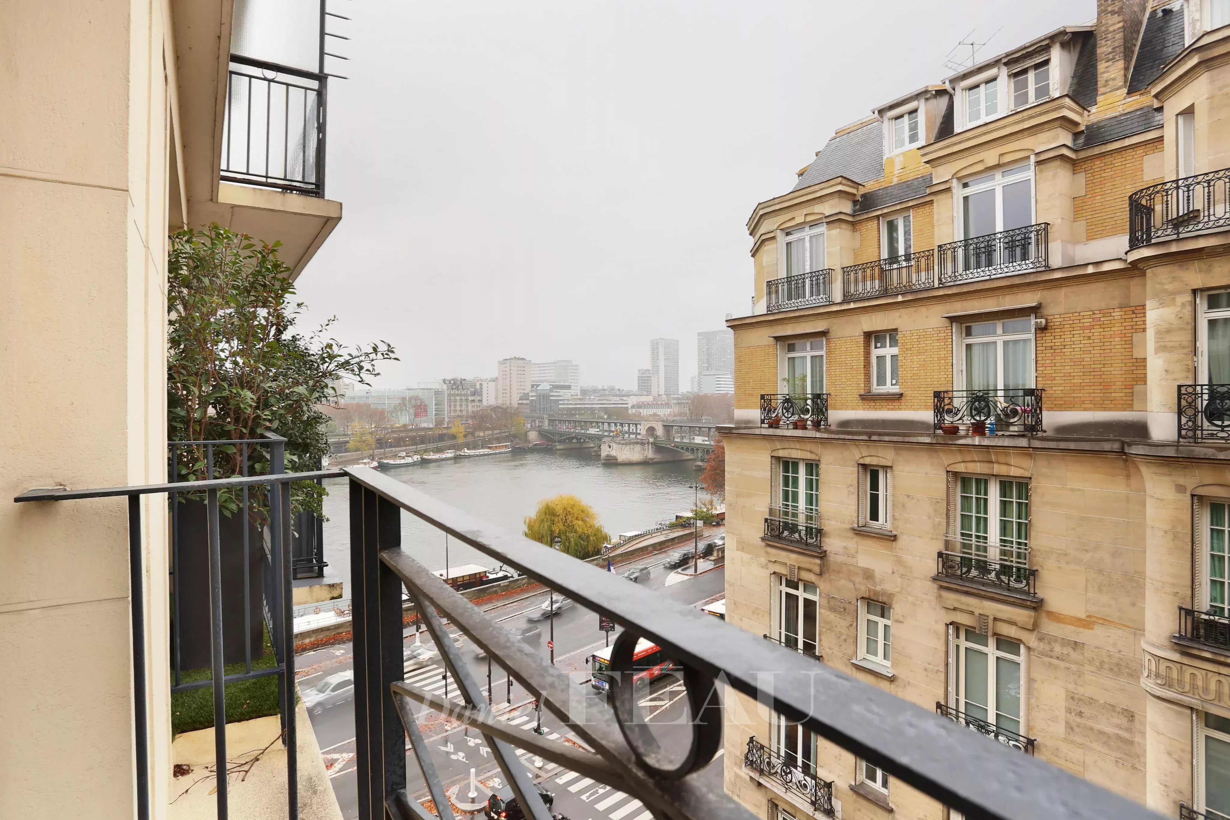 Rental Apartment Paris 16th