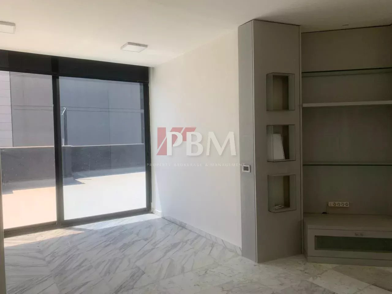 Rental Office Beirut Hotel Dieu