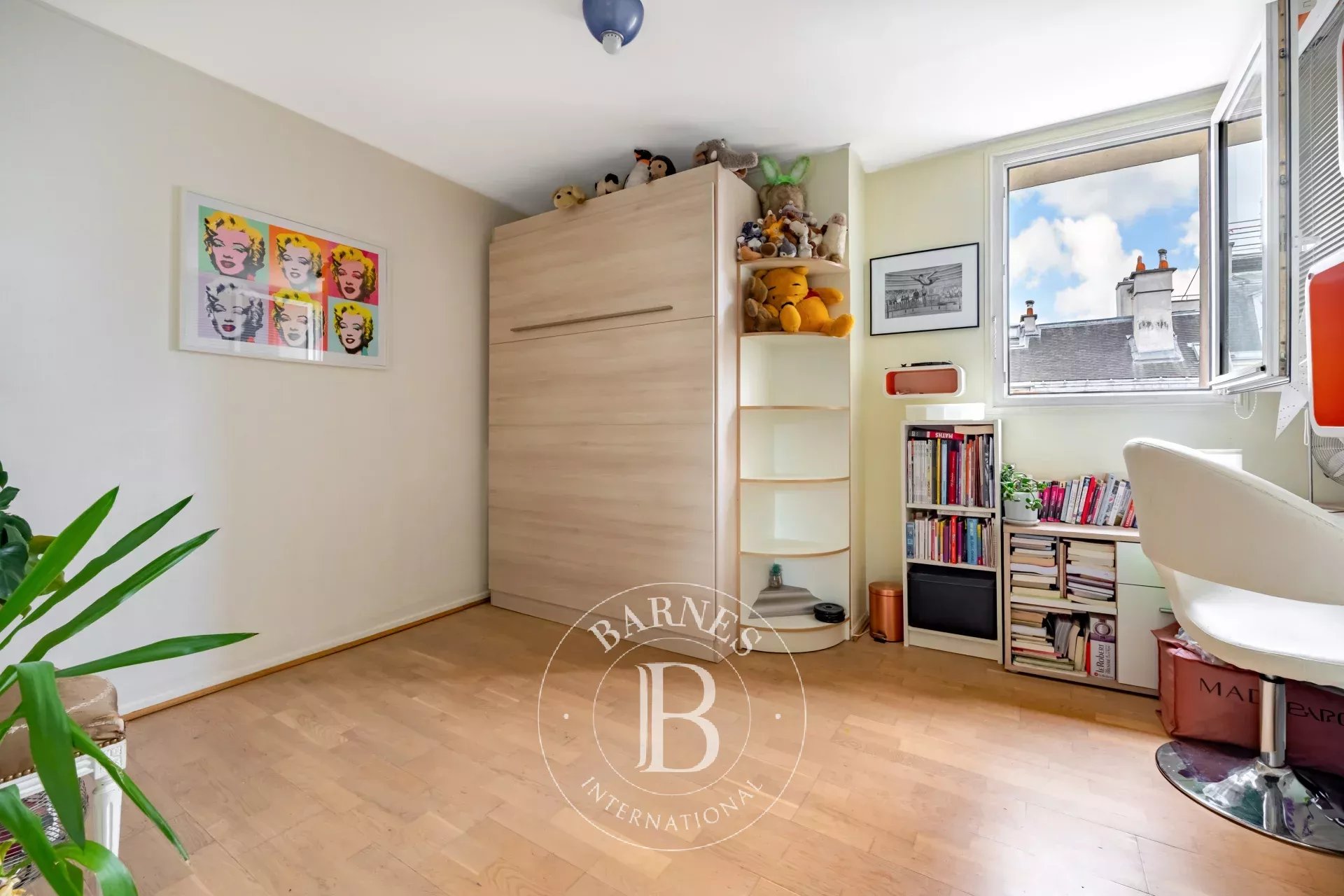 Daire Paris 4ème - picture 16