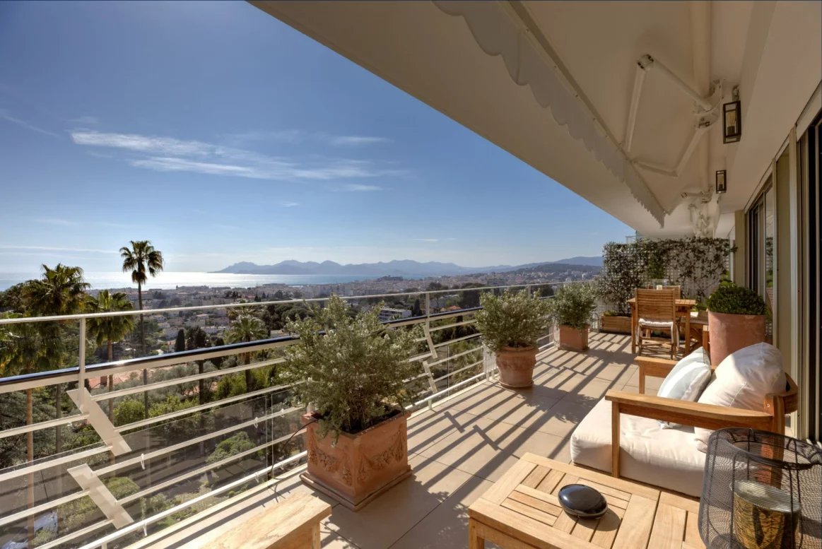 Cannes Basse californie – 3 pièces rénové avec vue mer 10