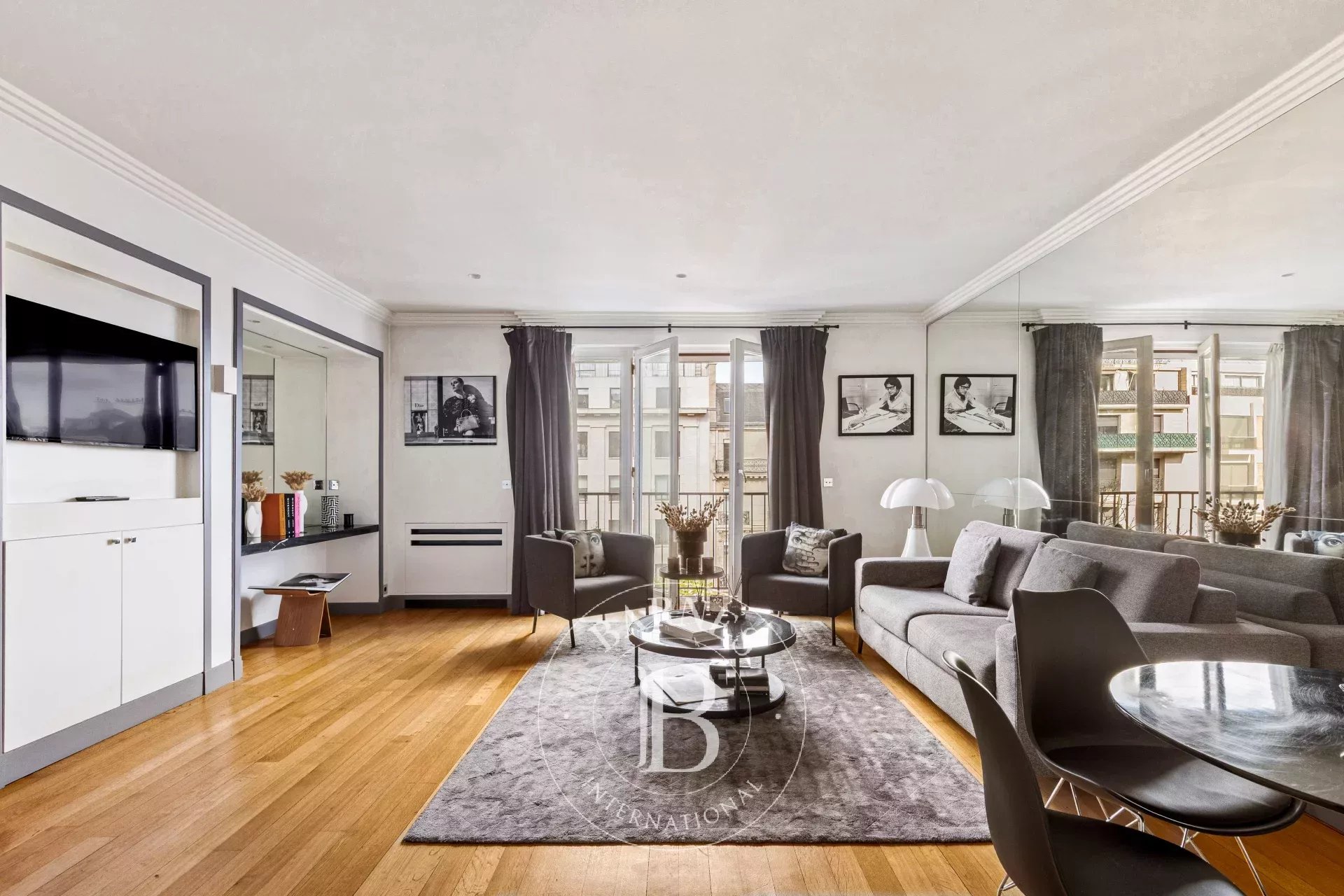 Apartment Paris 75008  -  ref 86808804 (picture 2)